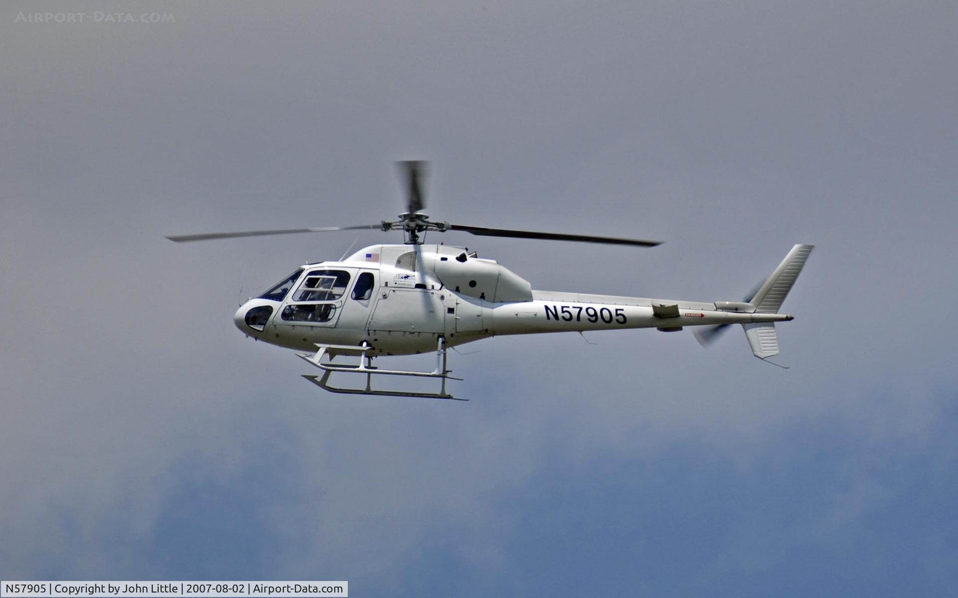 N57905, 1982 Aerospatiale AS-355F-1 Ecureuil 2 C/N 5114, Arapahoe Road Approach