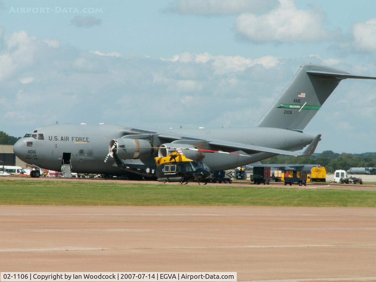 02-1106, 2002 Boeing C-17A Globemaster III C/N P-106, C-17A/7 AS-62 AW USAF/RIAT Fairford (ZJ240 Griffin in foreground)