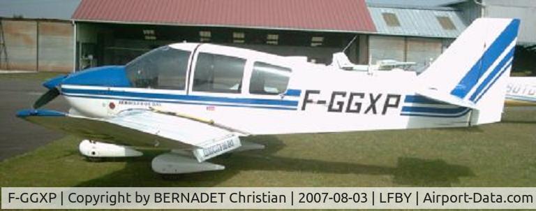 F-GGXP, Robin DR-400-180 Regent C/N 1907, Avion de L'aeroclub de DAX