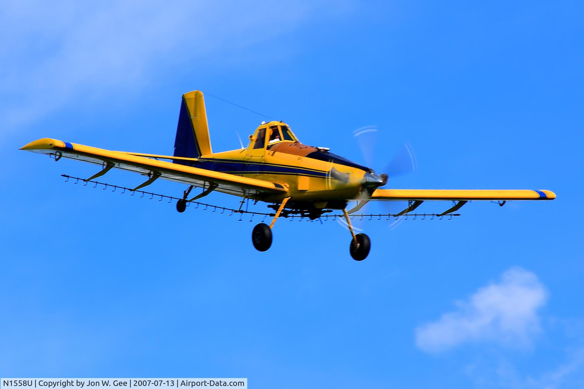 N1558U, 1992 Air Tractor Inc AT-502A C/N 502A-0188, In flight, Dekalb County, Illinois