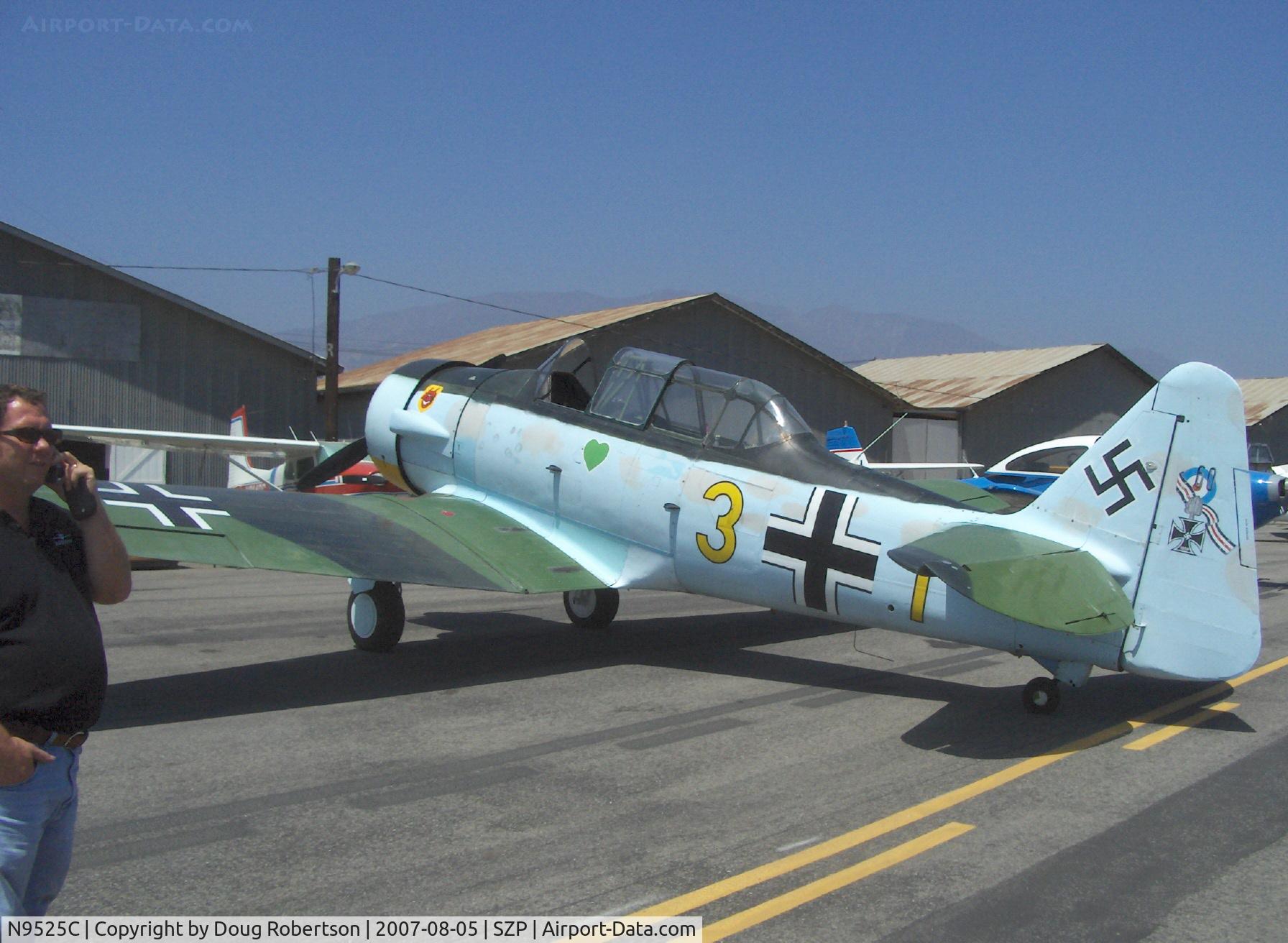 N9525C, North American AT-6C Texan C/N 88-12407, North American AT-6C TEXAN of The Condor Squadron, P&W R-1340 600 Hp
