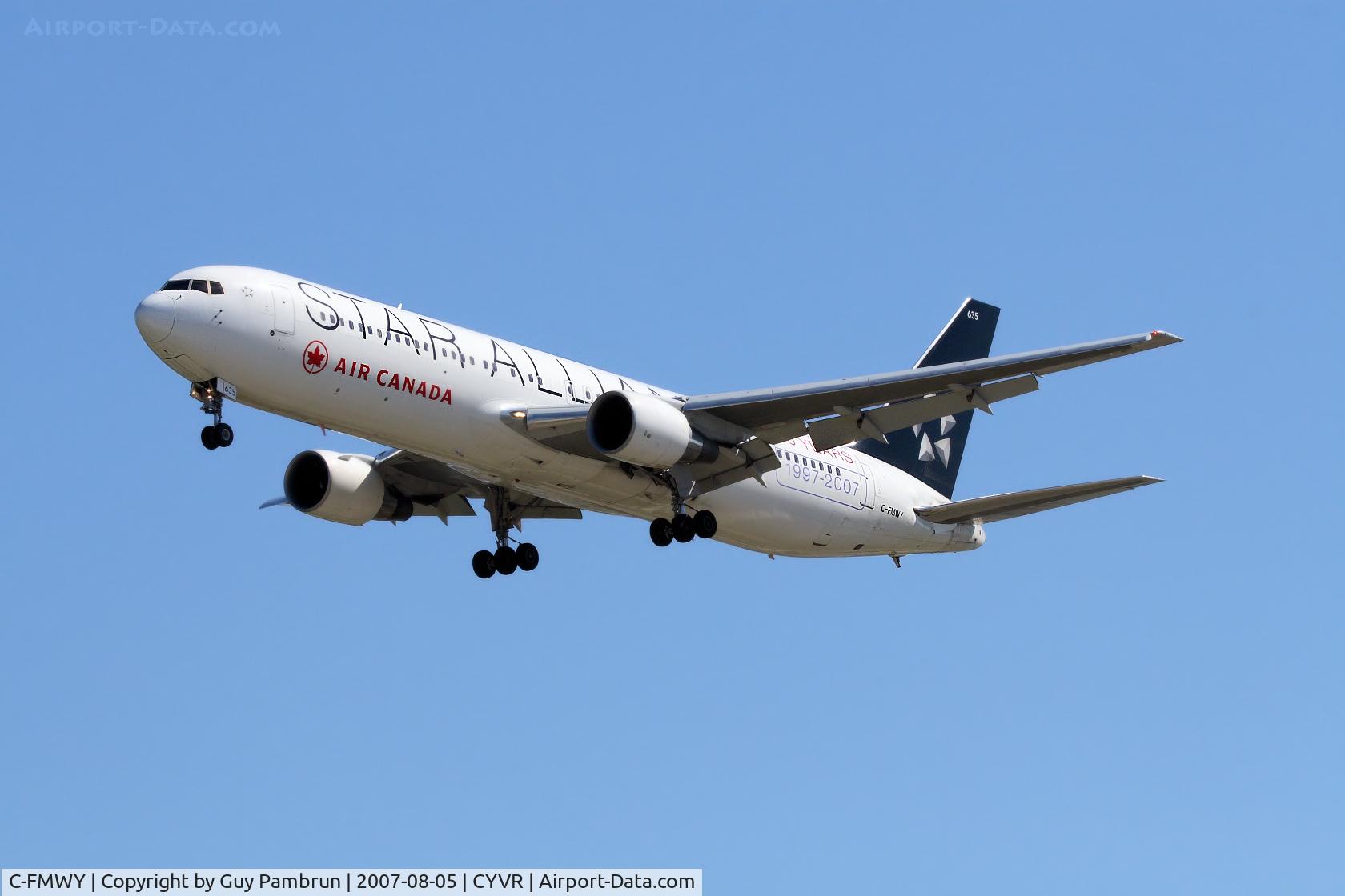 C-FMWY, 1996 Boeing 767-333 C/N 25587, About to touch down