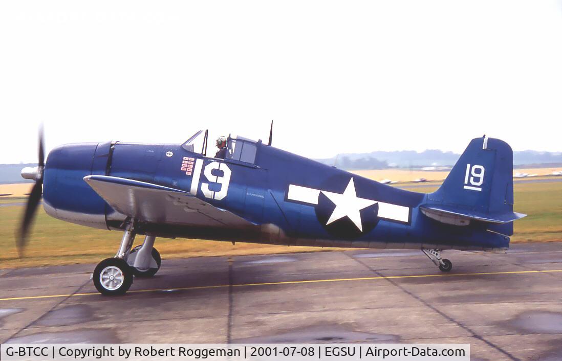 G-BTCC, 1944 Grumman F6F-5K Hellcat. C/N A-1733, The Fighter Collection.Taxiing in after mass flypast.2001-07.