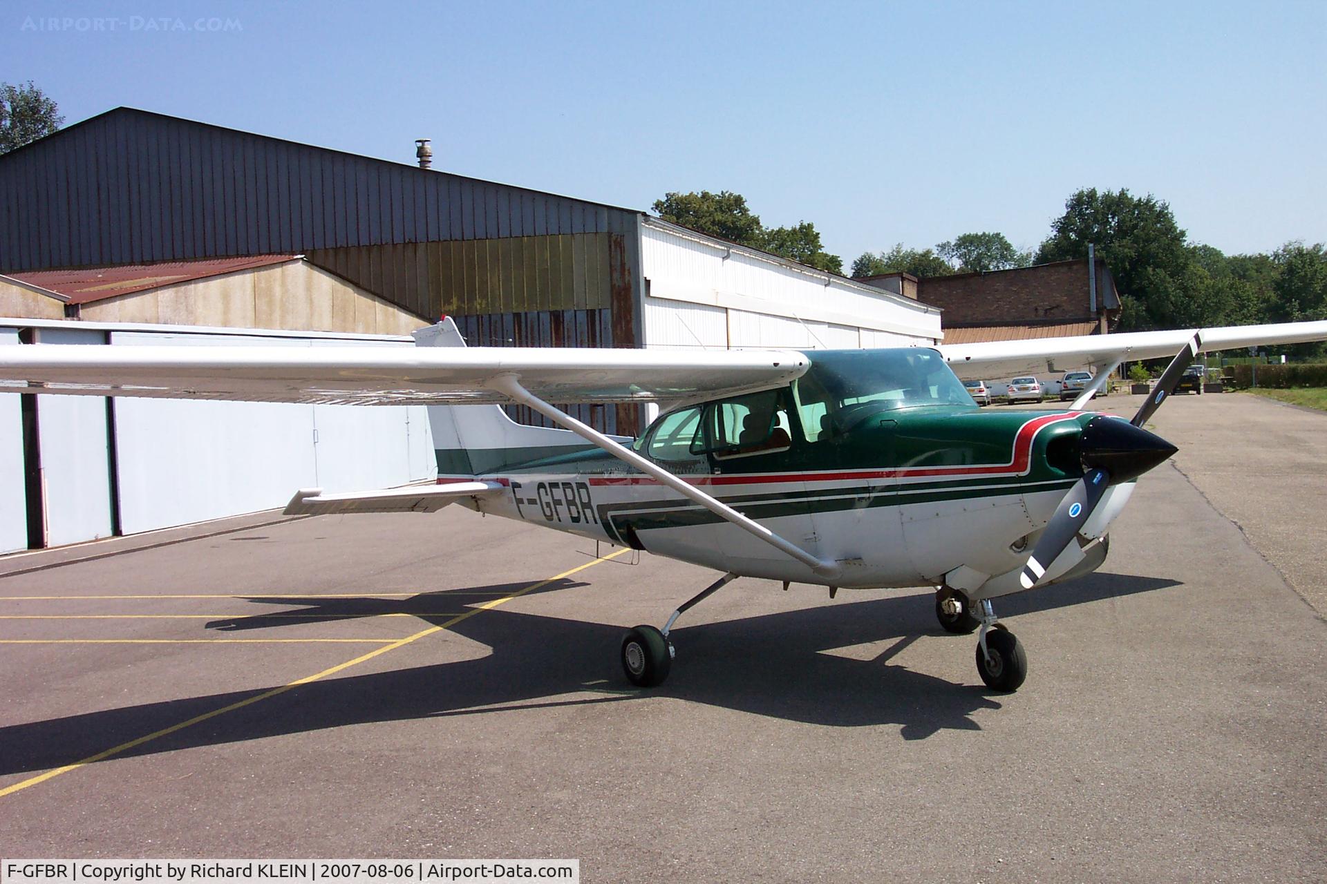 F-GFBR, Cessna 172RG Cutlass RG C/N 172RG-0668, Strasbourg-polygone67