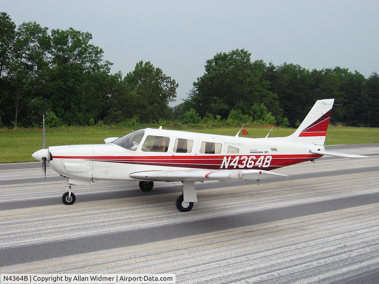 N4364B, 1984 Piper PA-32R-301 C/N 32R-8413018, Saratoga