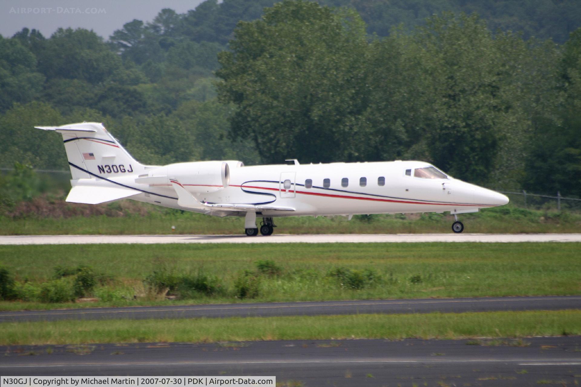 N30GJ, 2012 Learjet 60 C/N 204, Taking off from Runway 20L