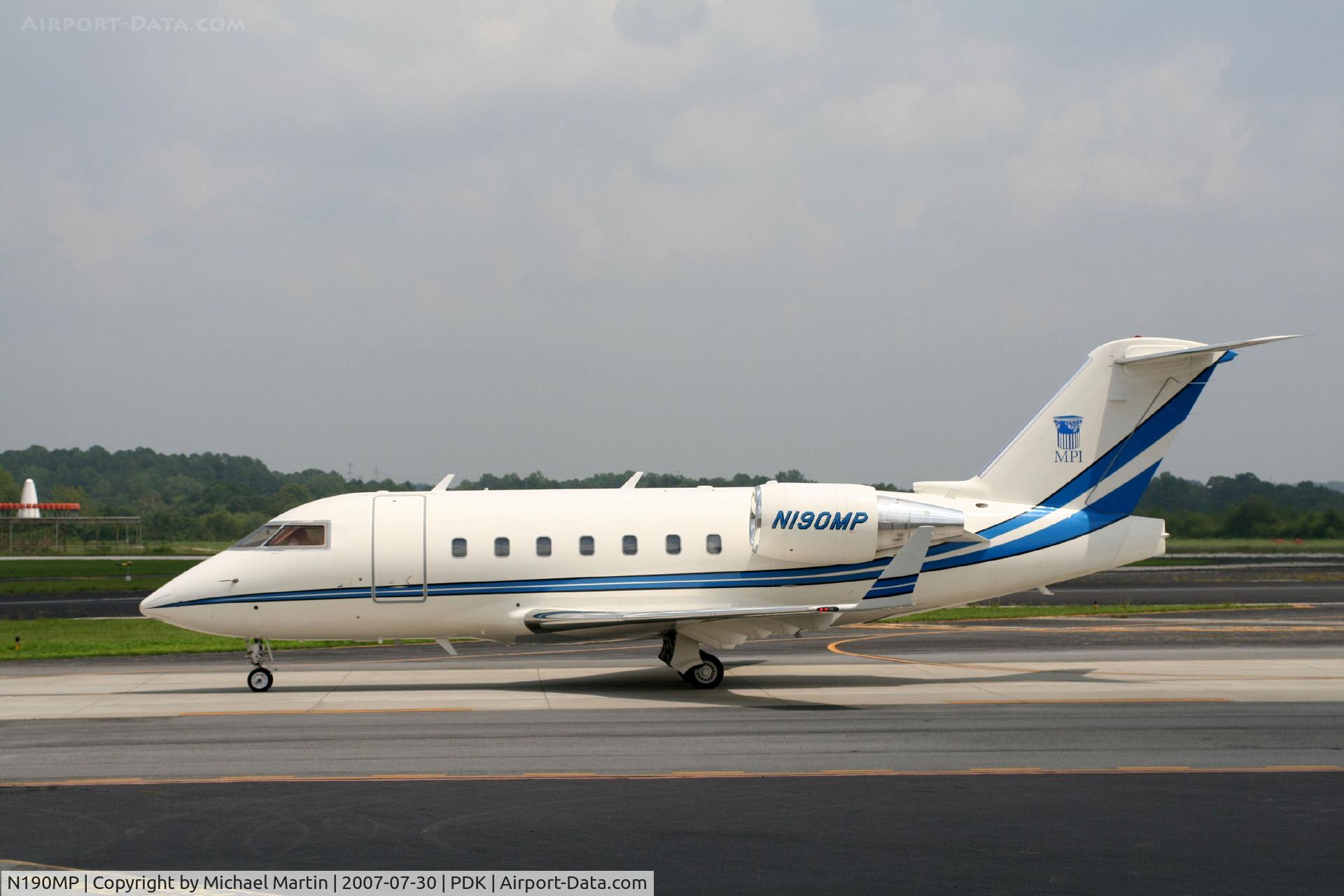 N190MP, 1994 Canadair Challenger 601-3R (CL-600-2B16) C/N 5161, Taxing to Runway 20L