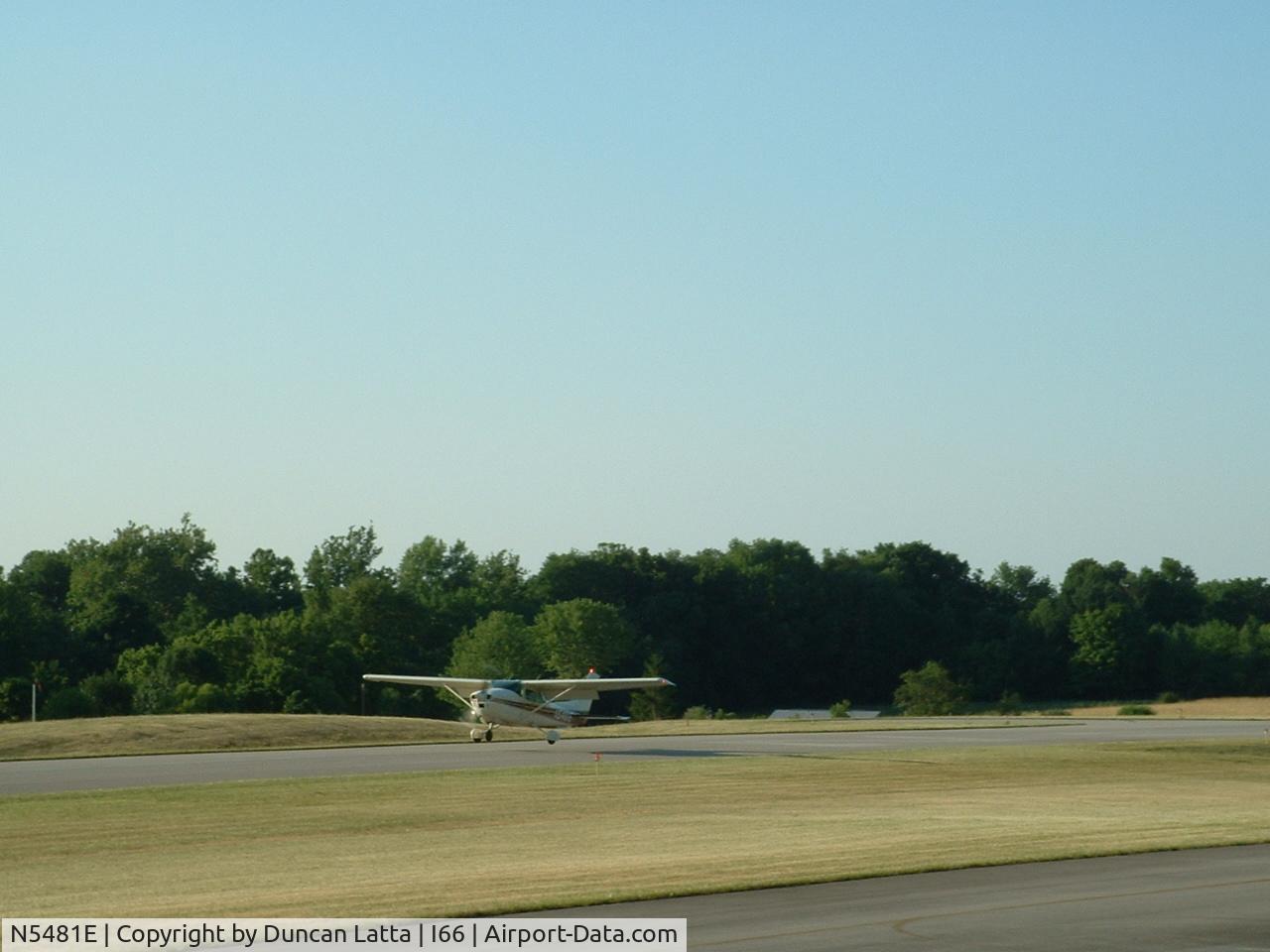 N5481E, Cessna 182R Skylane C/N 18268325, Flare