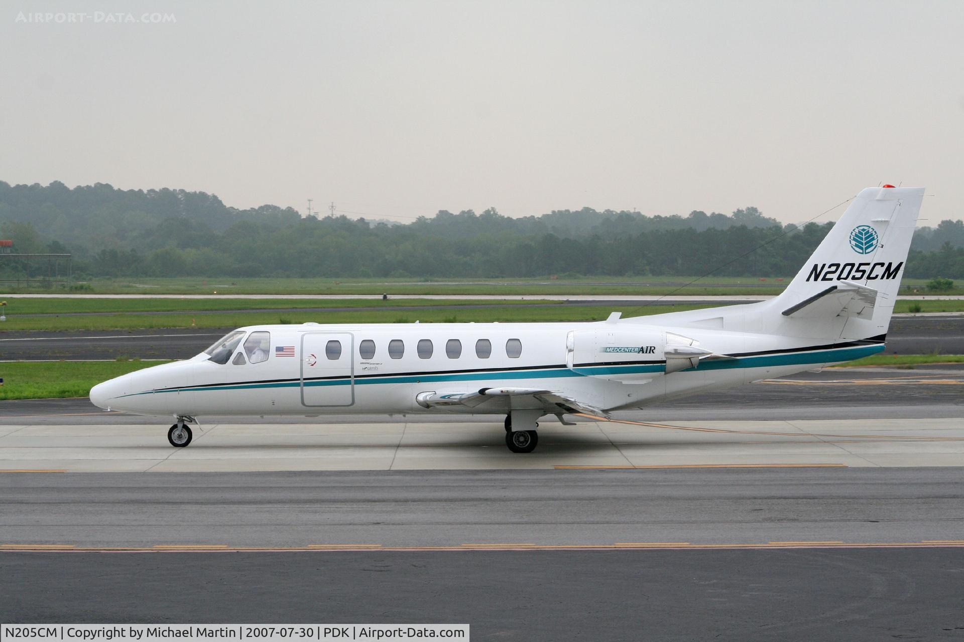 N205CM, 1994 Cessna 560 Citation V C/N 560-0250, LifeGuard taxing to Runway 20L