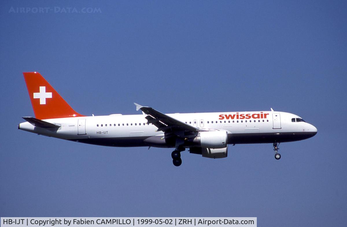 HB-IJT, 1999 Airbus A320-214 C/N 0870, Swissair