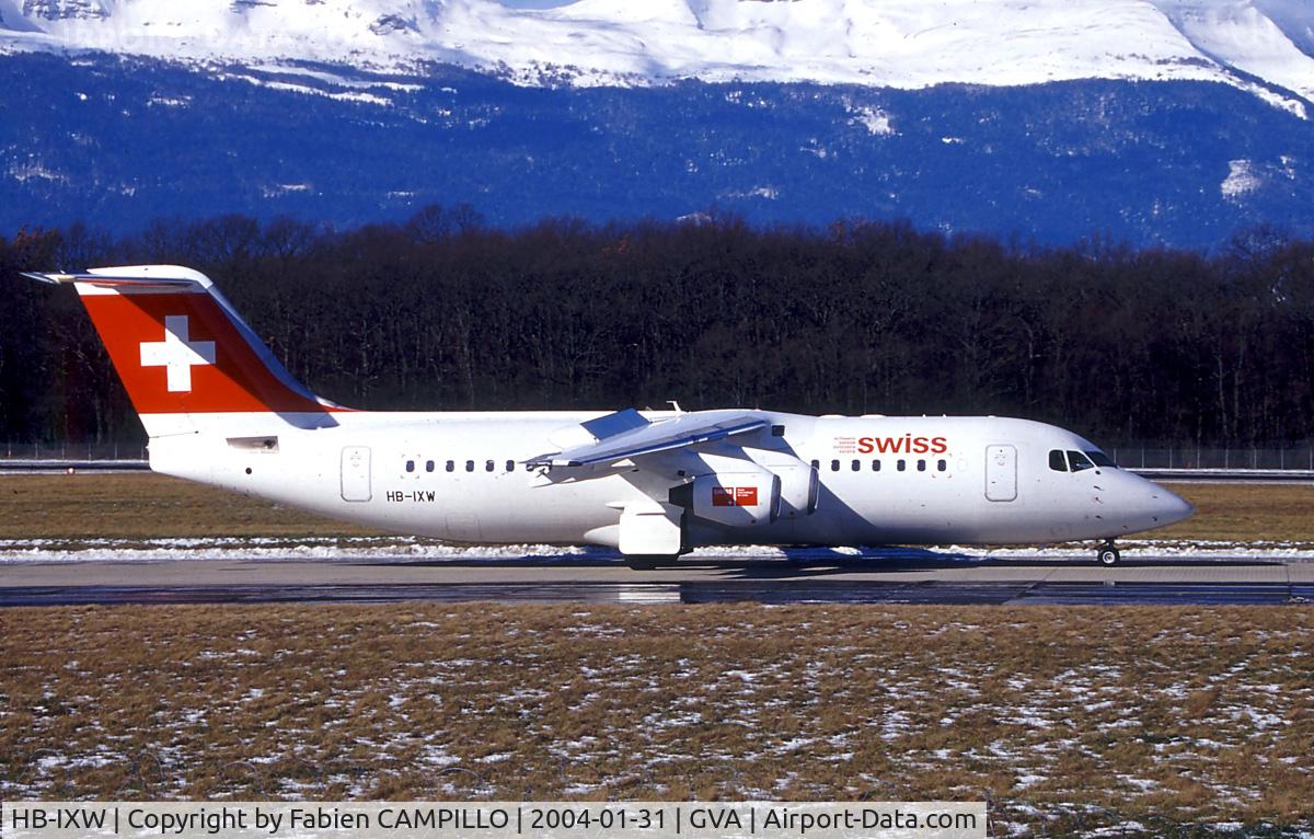 HB-IXW, 1995 British Aerospace Avro 146-RJ100 C/N E3272, Swiss