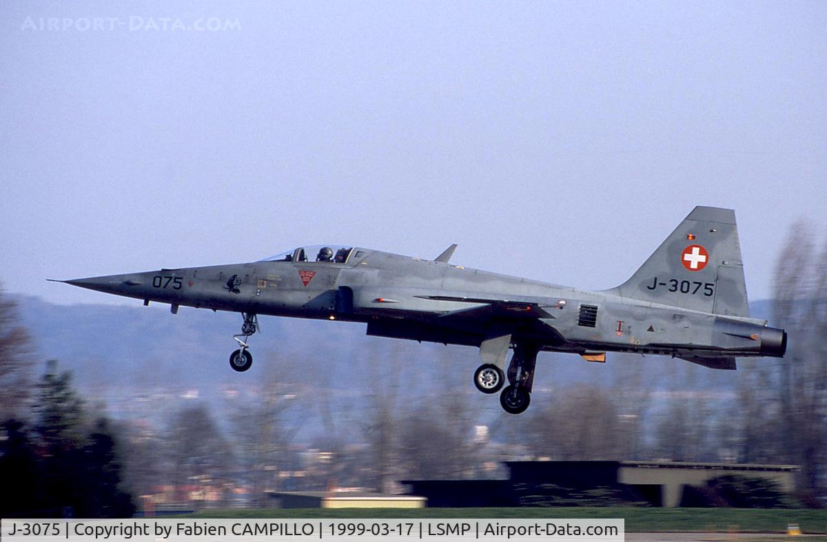 J-3075, 1984 Northrop F-5E Tiger II C/N L.1075, F-5E Tiger II L1075 81