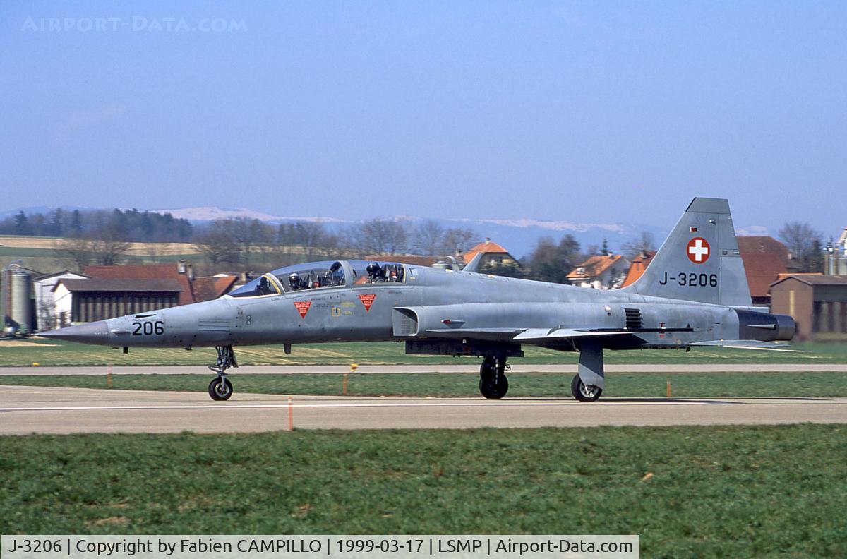 J-3206, Northrop F-5F Tiger II C/N M1006, F-5F Tiger II 11-1006 76-1597