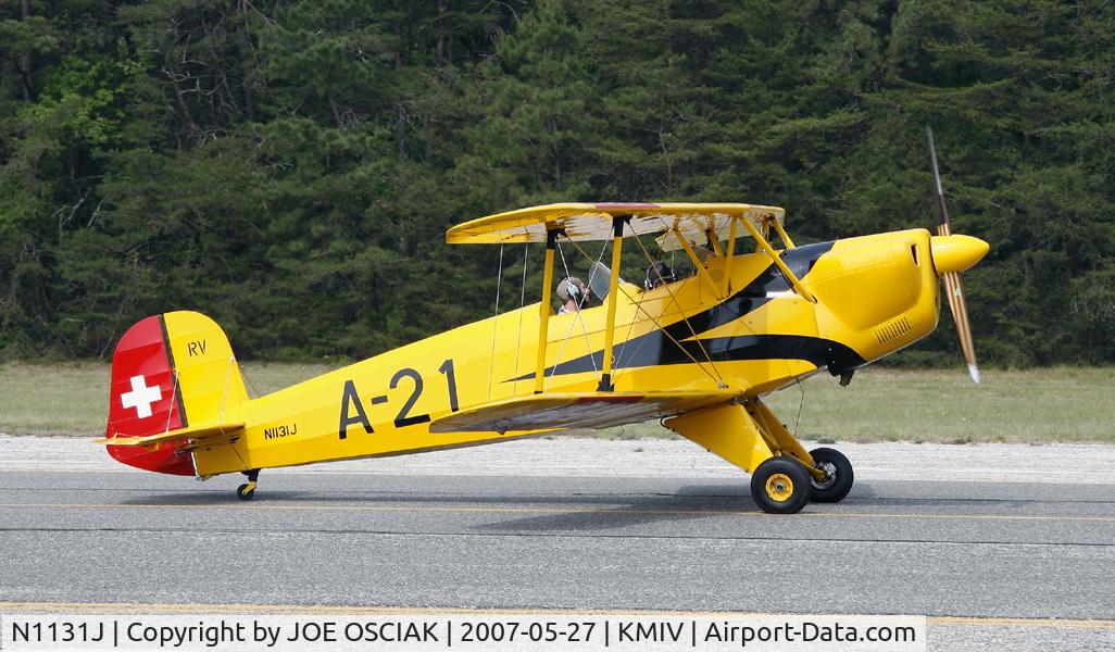 N1131J, 1954 CASA 1.131E Jungmann C/N E3B-438, At the 2007 Millville Airshow