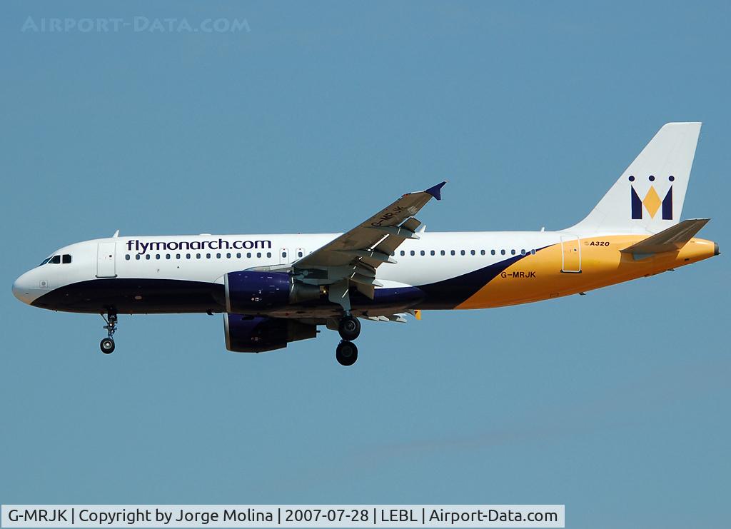 G-MRJK, 1999 Airbus A320-214 C/N 1081, On final RWY 25R.