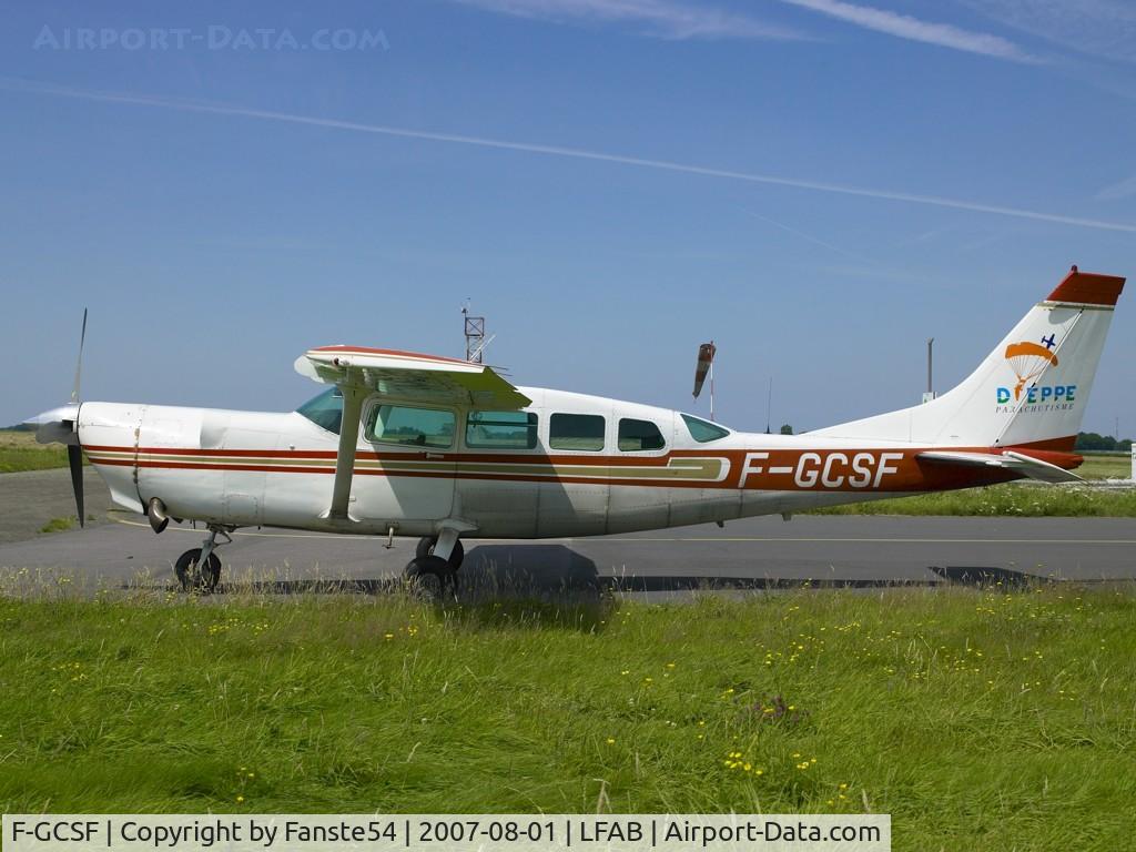F-GCSF, Cessna 207 Soloy Turbine PAC C/N 207-00585, Used for dropping at Dieppe-Saint-Aubin