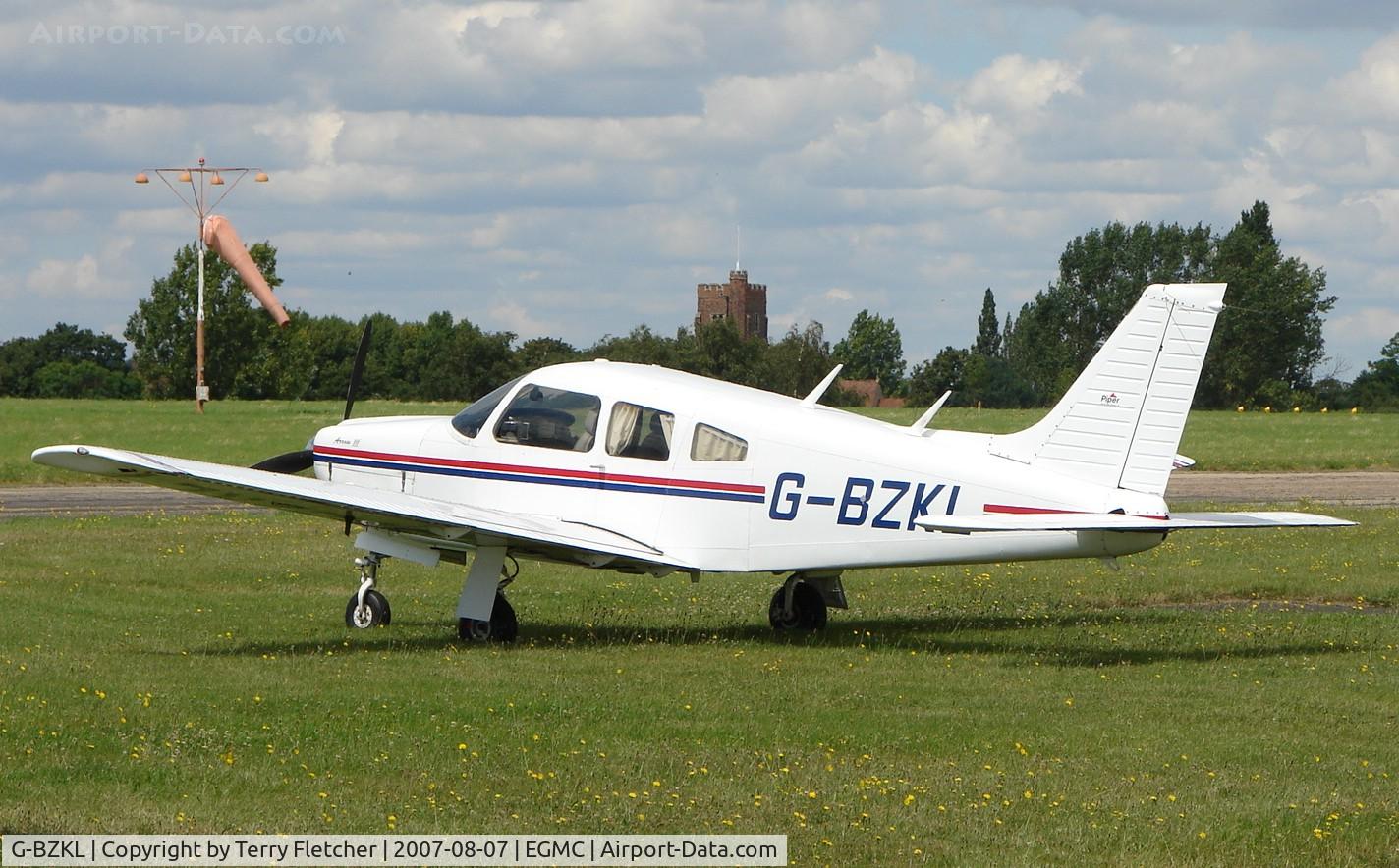G-BZKL, 1977 Piper PA-28R-201 Cherokee Arrow III C/N 28R-7737152, PA-28R-201