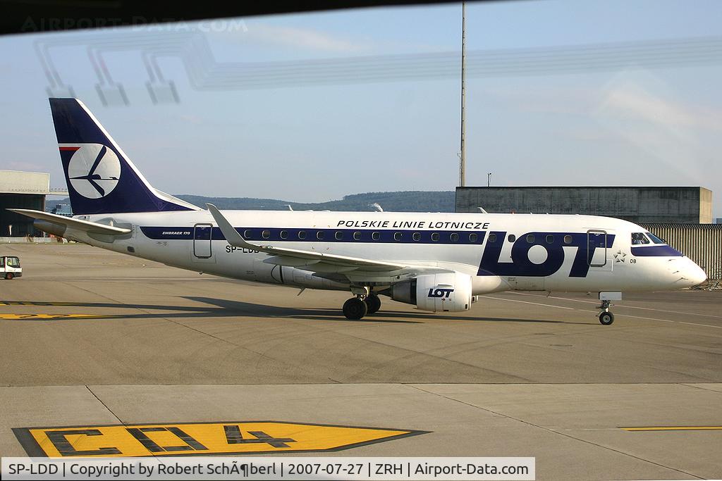 SP-LDD, 2004 Embraer 170ST (ERJ-170-100ST) C/N 17000027, My short trip from GRZ to ZRH with Robin Hood Saab 340 OE-GIR