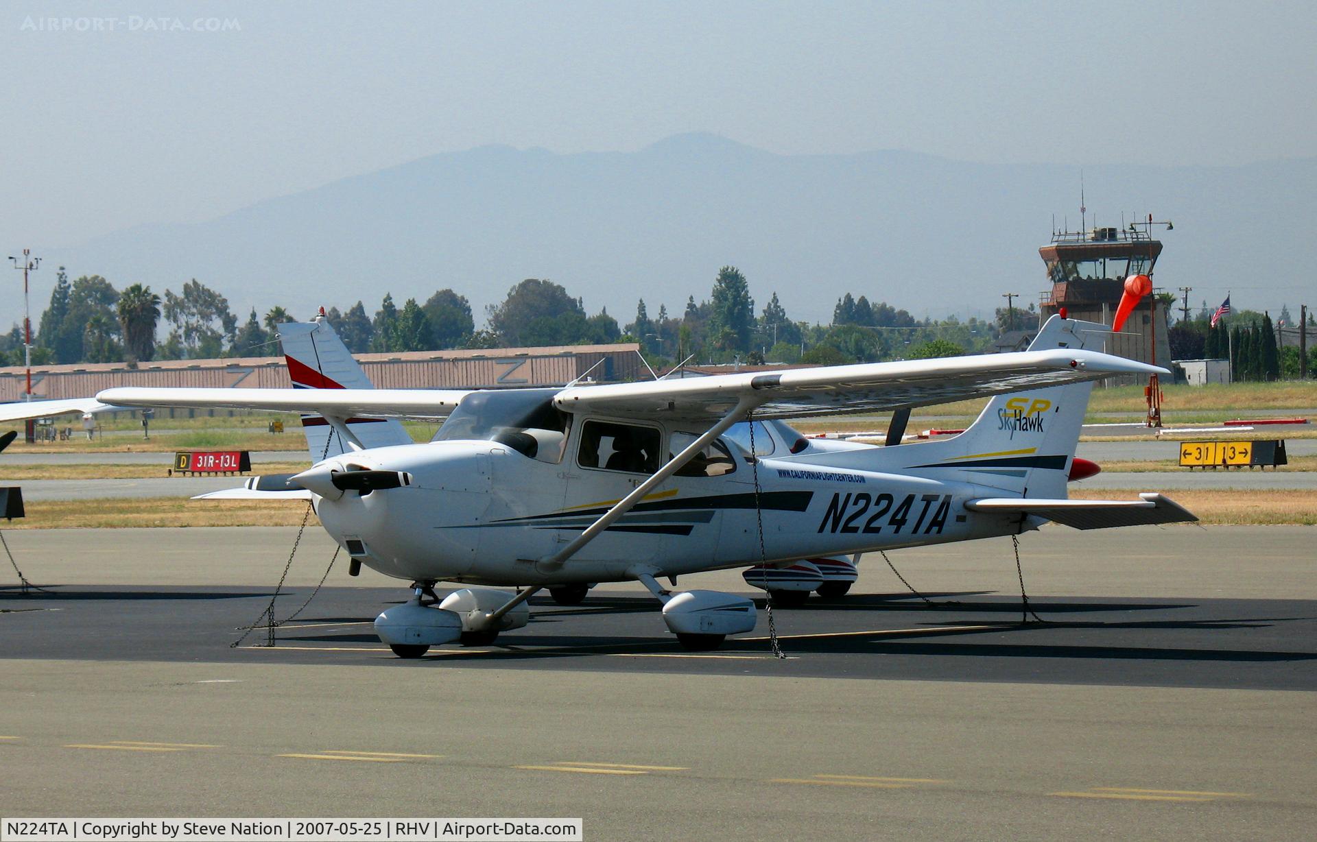N224TA, 2002 Cessna 172S C/N 172S9224, California Flight Centers 2002 Cessna 172 from Long Beach @ Reid-Hillview Airport, CA