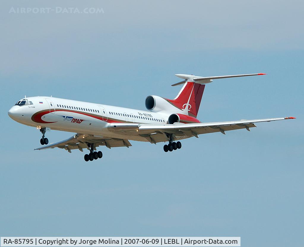 RA-85795, 1993 Tupolev Tu-154M C/N 93A979, Aviaprad, new operator.