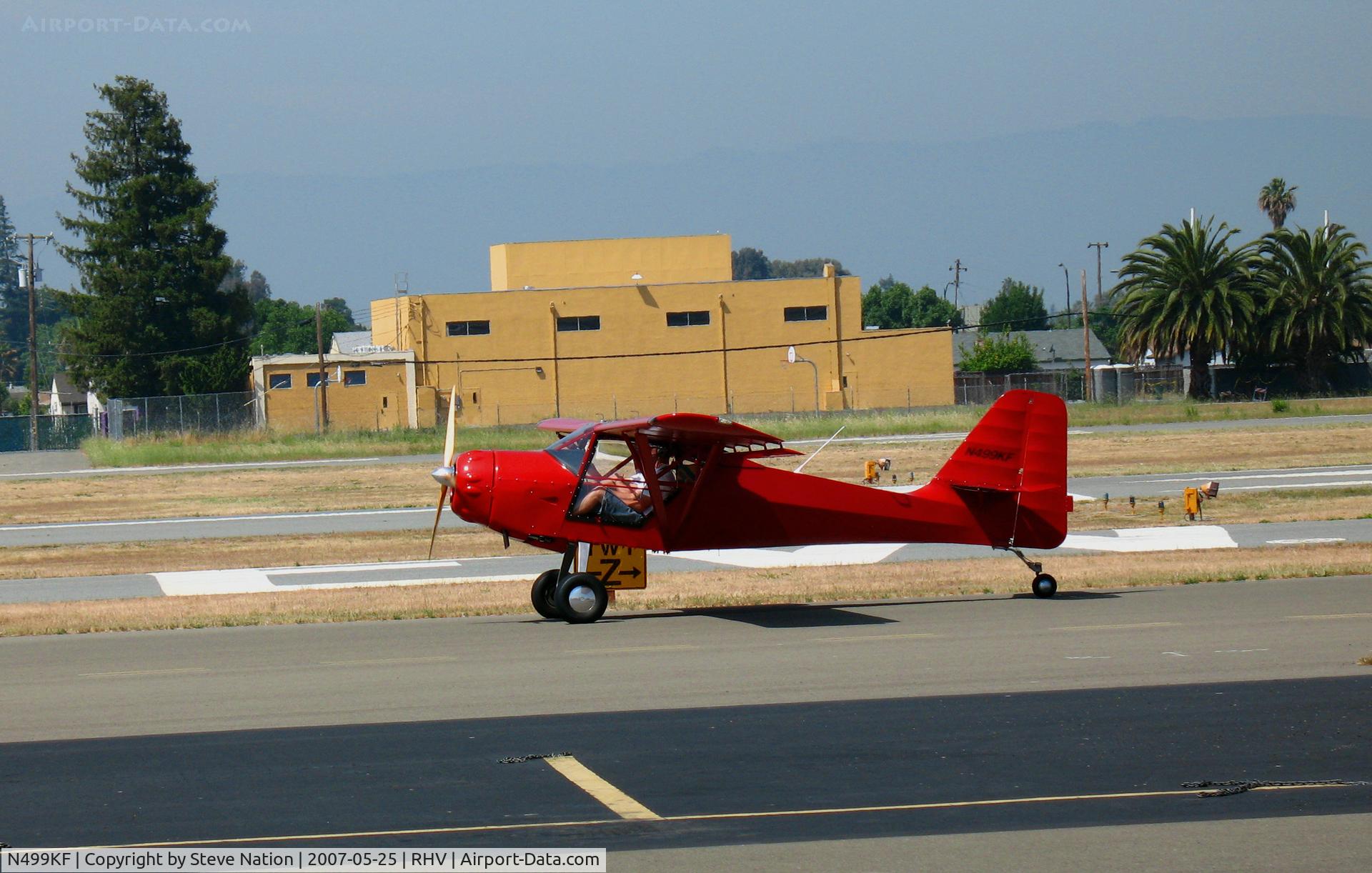 N499KF, 2001 Skystar Kitfox Model 4-1200 C/N KCU 120, 2001 STANDLEY MDL 4-120 homebuilt taxying @ Reid-Hillview Airport, CA