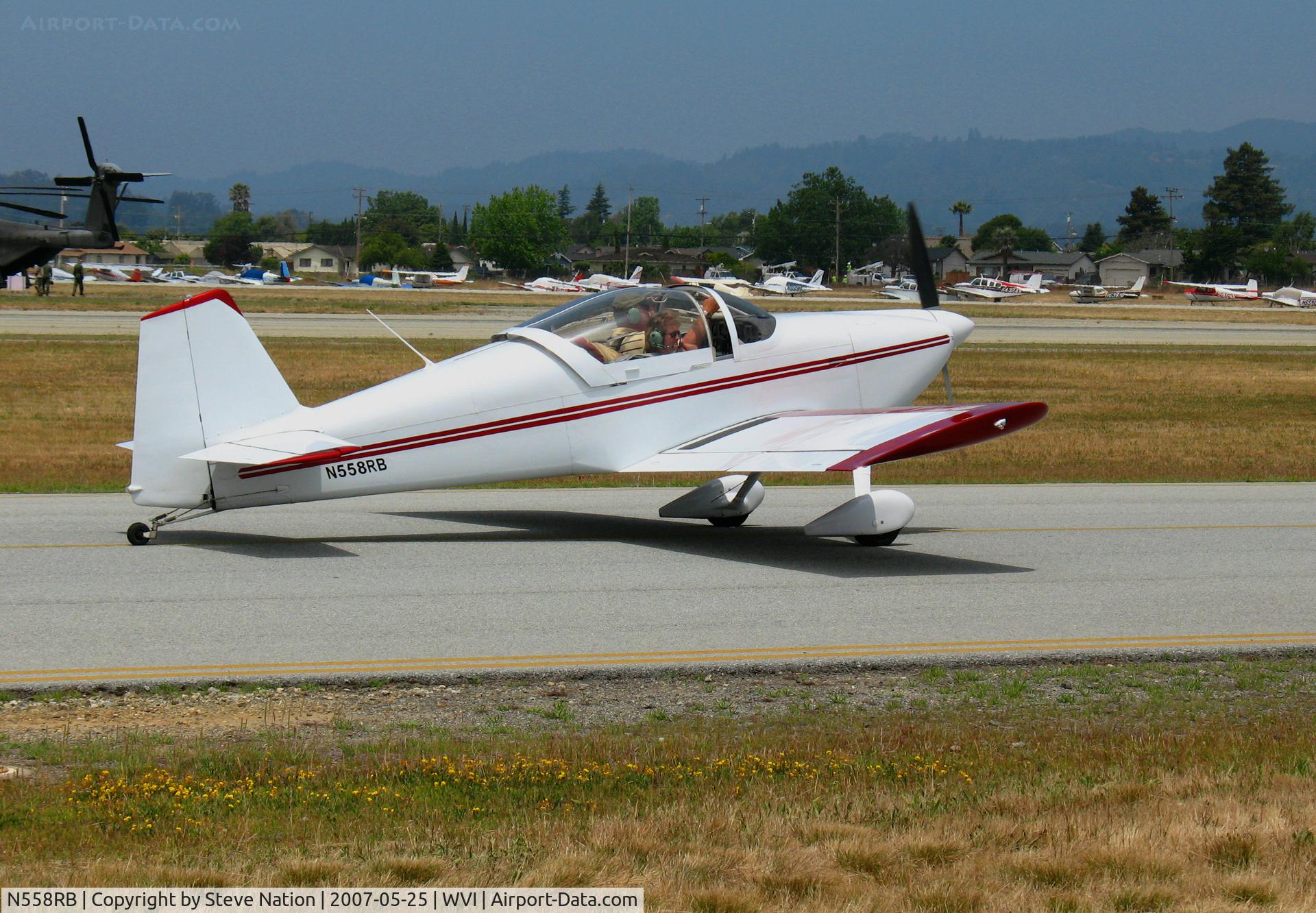 N558RB, 1997 Vans RV-6 C/N 22833, 1997 Breshears VANS RV-6 from Gooding, ID taxying in @ Watsonville, CA airshow