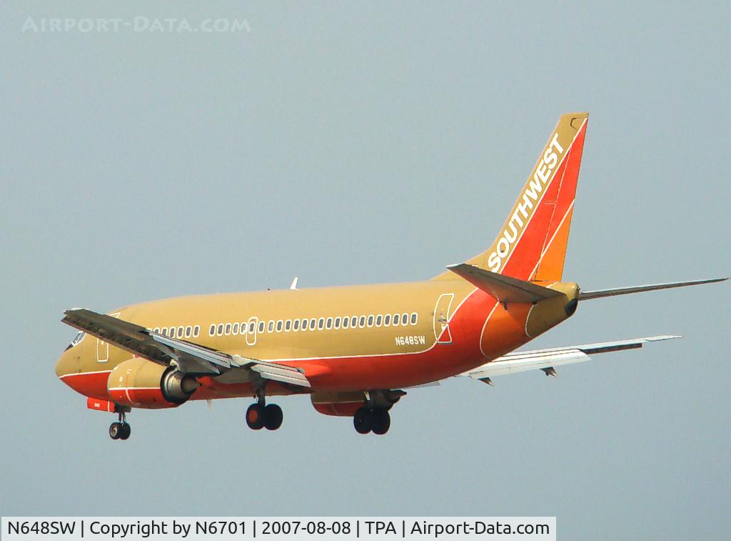 N648SW, 1997 Boeing 737-3H4 C/N 27718, 36L