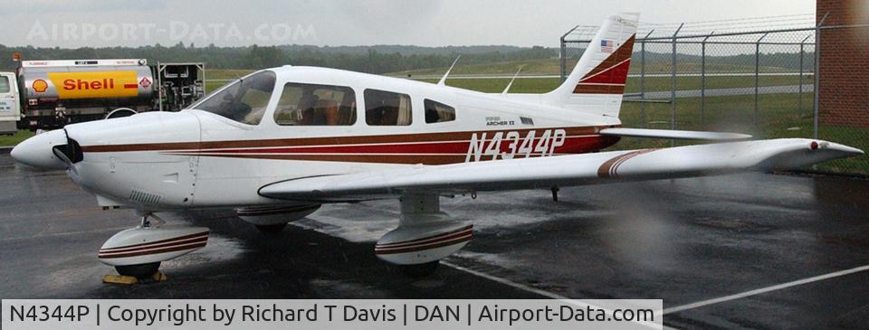 N4344P, 1984 Piper PA-28-181 C/N 28-8490051, 1984 Piper PA-28-181 in Danville Va.