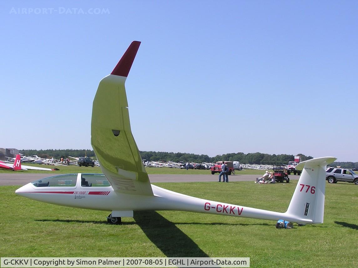 G-CKKV, 2005 DG Flugzeugbau DG-1000S C/N 10-57T2, DG-1000 based at Lasham