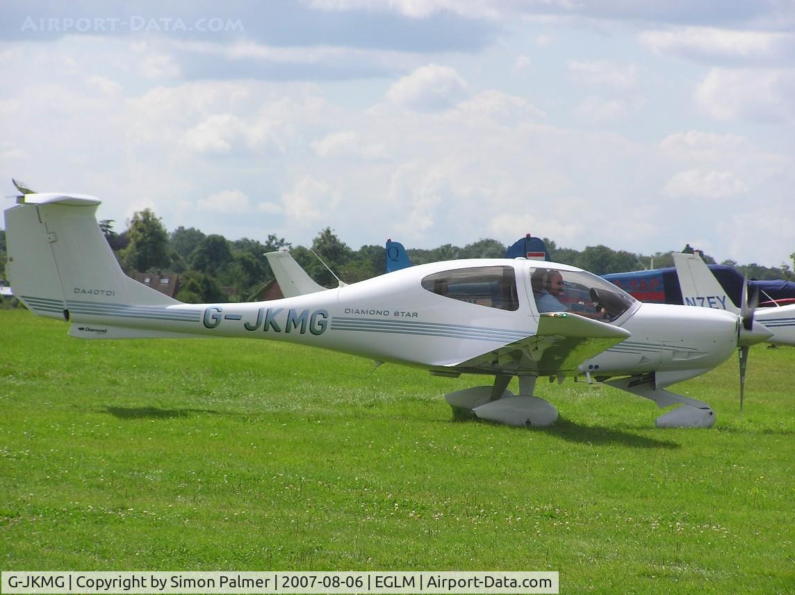 G-JKMG, 2006 Diamond DA-40D Diamond Star C/N D4.202, DA40 taxiing in at White Waltham