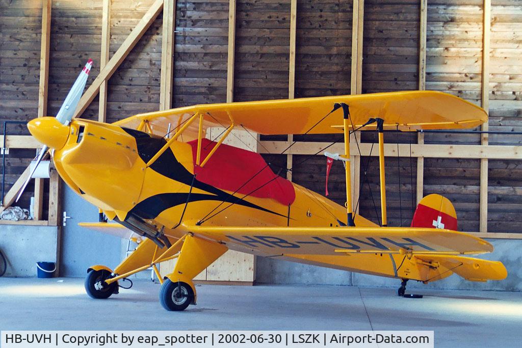 HB-UVH, 1947 CASA 1-131E Srs 2000 Jungmann C/N 2152, stored in hangar