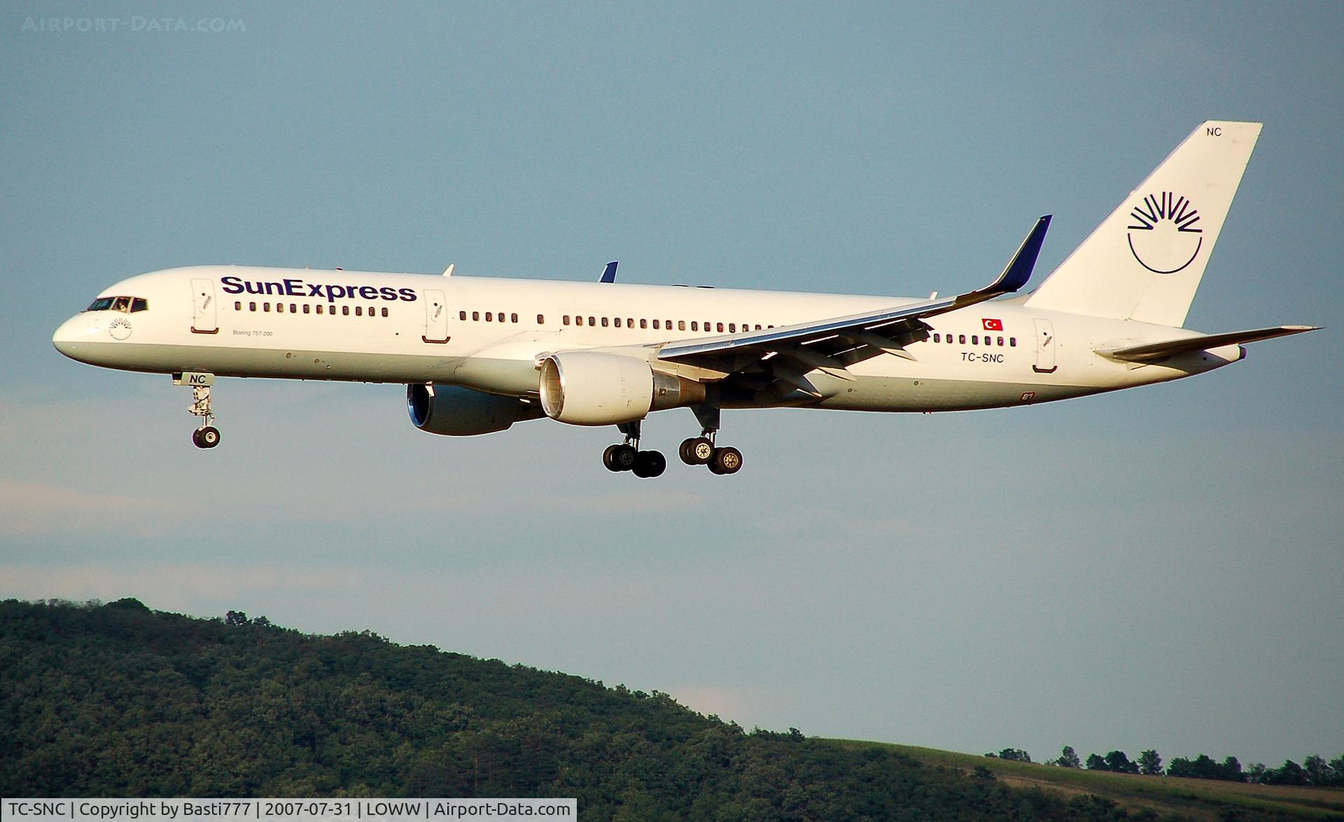 TC-SNC, 1994 Boeing 757-2Q8 C/N 26273, SunExpress 757 with winglets at final approach in vienna