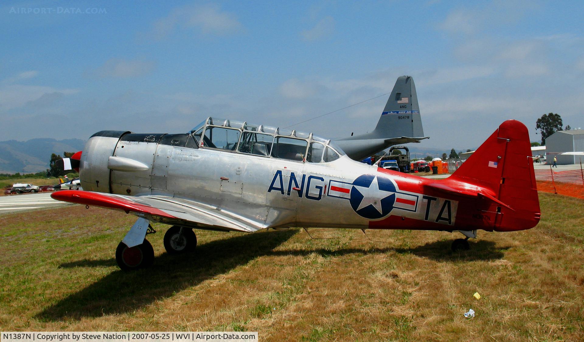 N1387N, 1952 Canadian Car & Foundry Harvard MK IV C/N CCF4-47, 1952 Canadian Car & Foundry CCF-HARVARD MK IV in ANG marks @ Watsonville, CA airshow