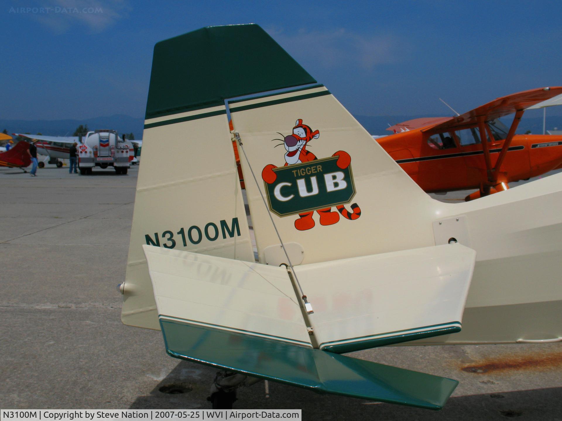 N3100M, 1947 Piper PA-12 Super Cruiser C/N 12-1786, 1947 Piper PA-12 close-up 