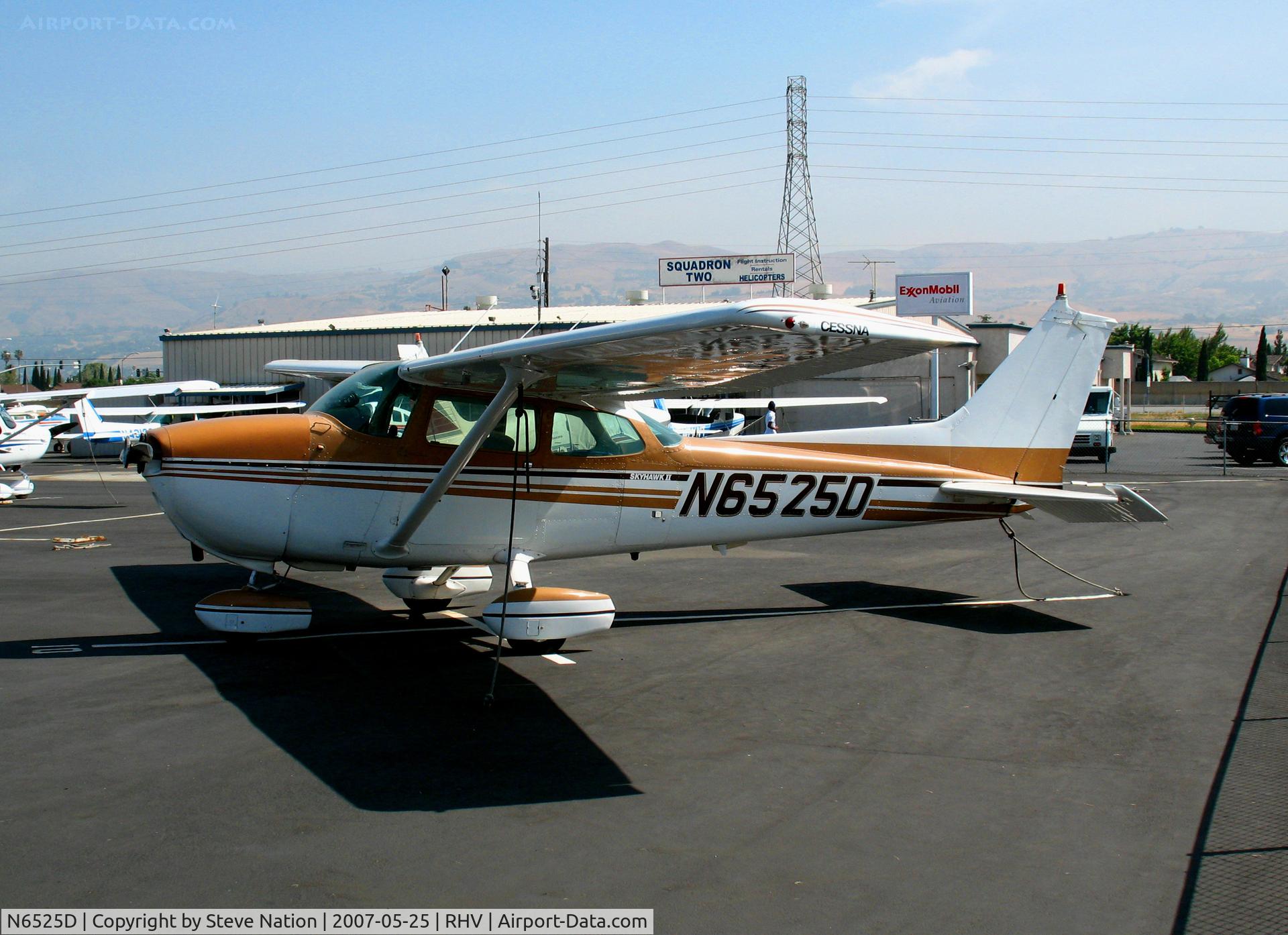 N6525D, 1979 Cessna 172N C/N 17272846, 1979 Cessna 172N @ Reid-Hillview Airport, CA