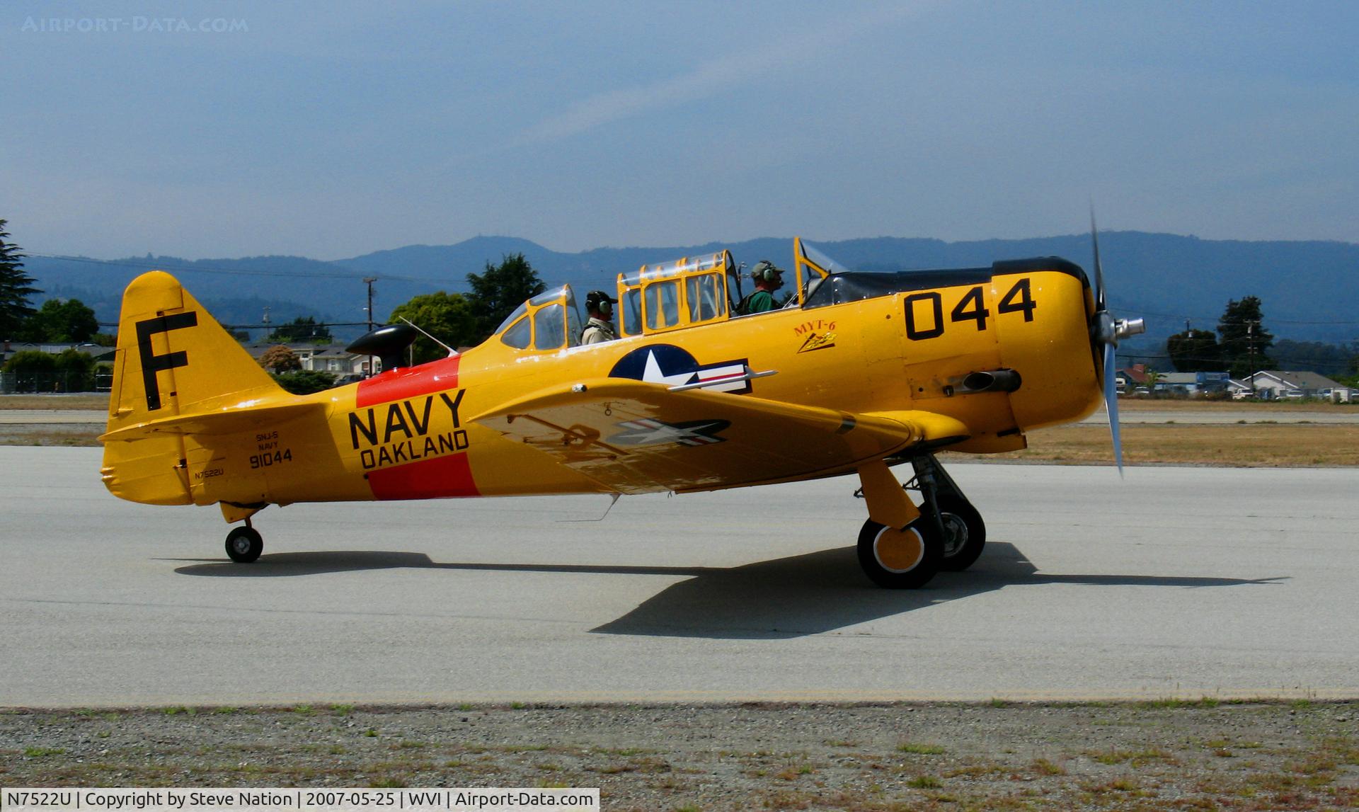 N7522U, 1952 Canadian Car & Foundry Harvard MK IV C/N CCF4-214, 1952 Canadian Car & Foundry HARVARD MK IV taxying in @ Watsonville, CA airshow