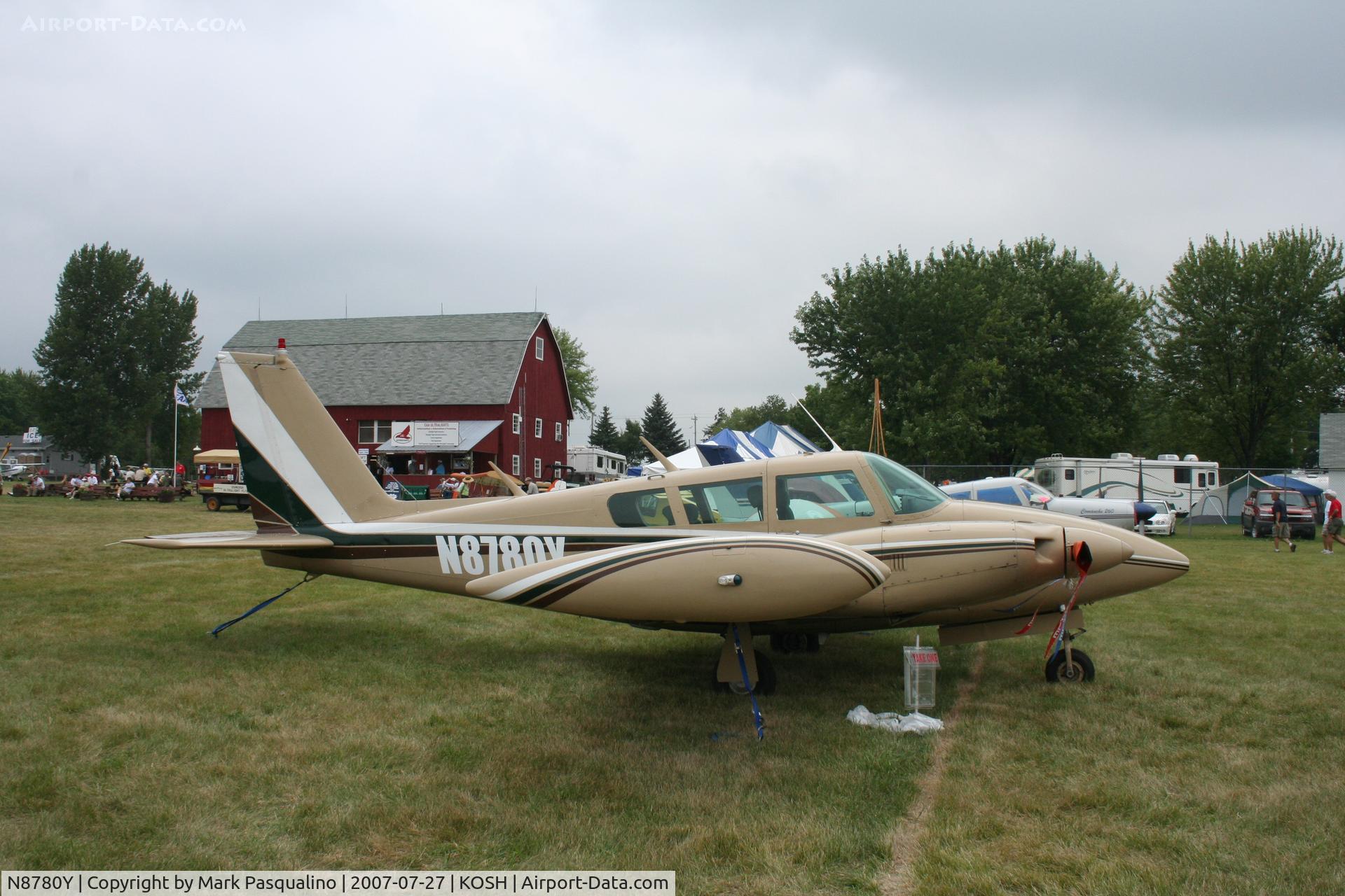 N8780Y, 1969 Piper PA-30 Twin Comanche C/N 30-1936, Piper PA-30