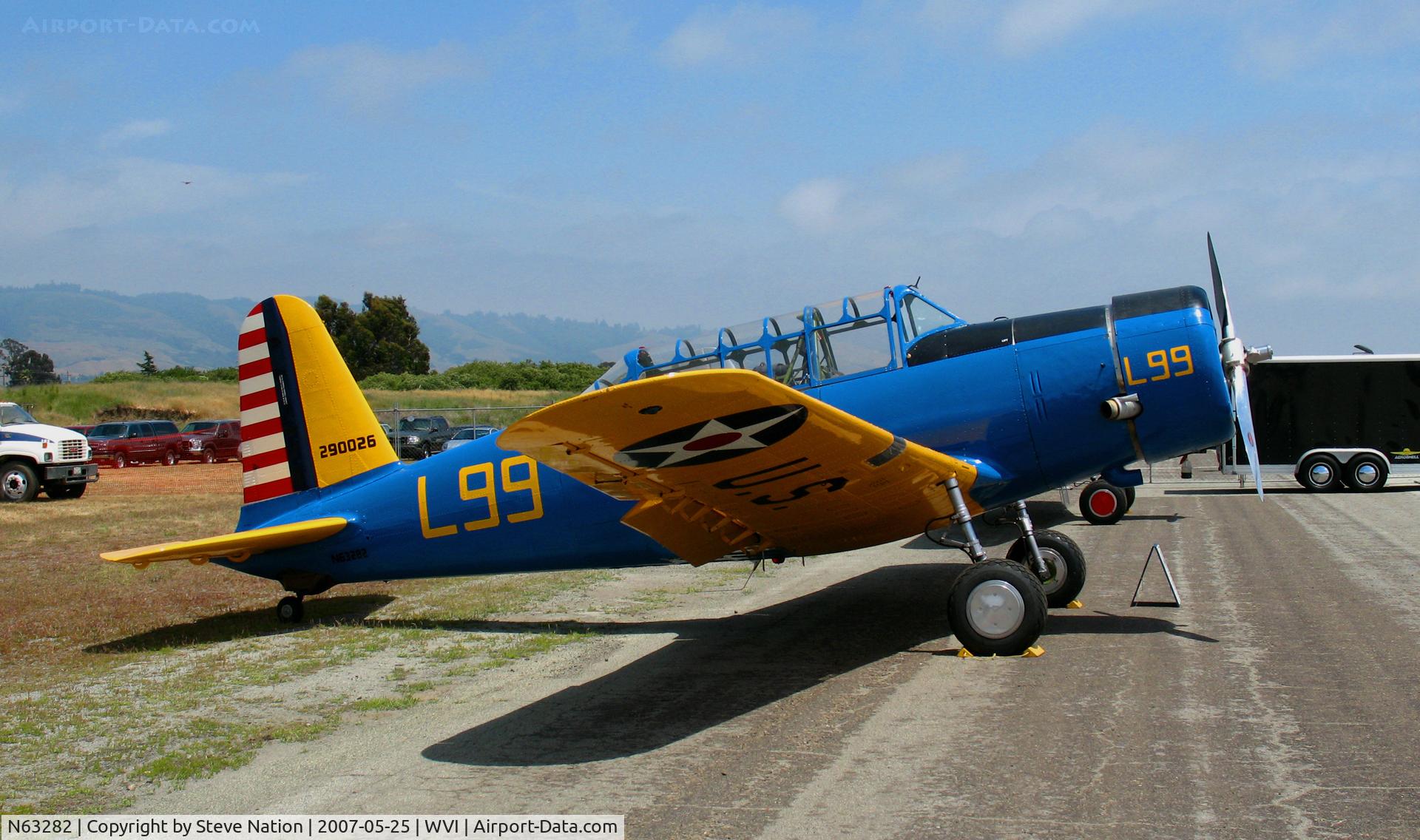N63282, 1944 Consolidated Vultee BT-13B (SNV-2) C/N 79-999, 1944 Consolidated Vultee BT-13B (SNV-2) as USAAC 42-90026/L99 @ Watsonville, CA airshow
