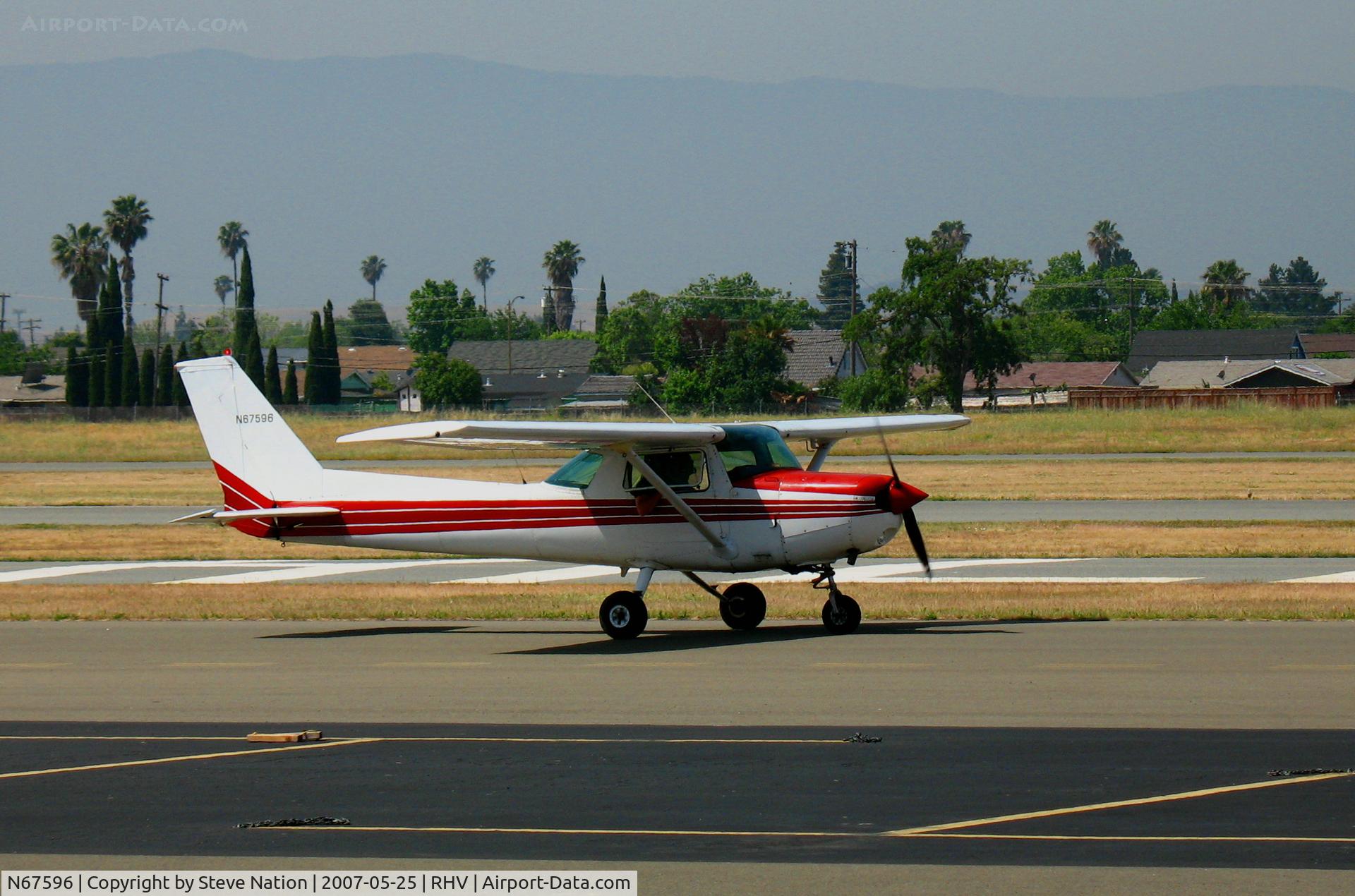 N67596, 1978 Cessna 152 C/N 15281937, Nice Air 1978 Cessna 152 taxying @ Reid-Hillview Airport, CA
