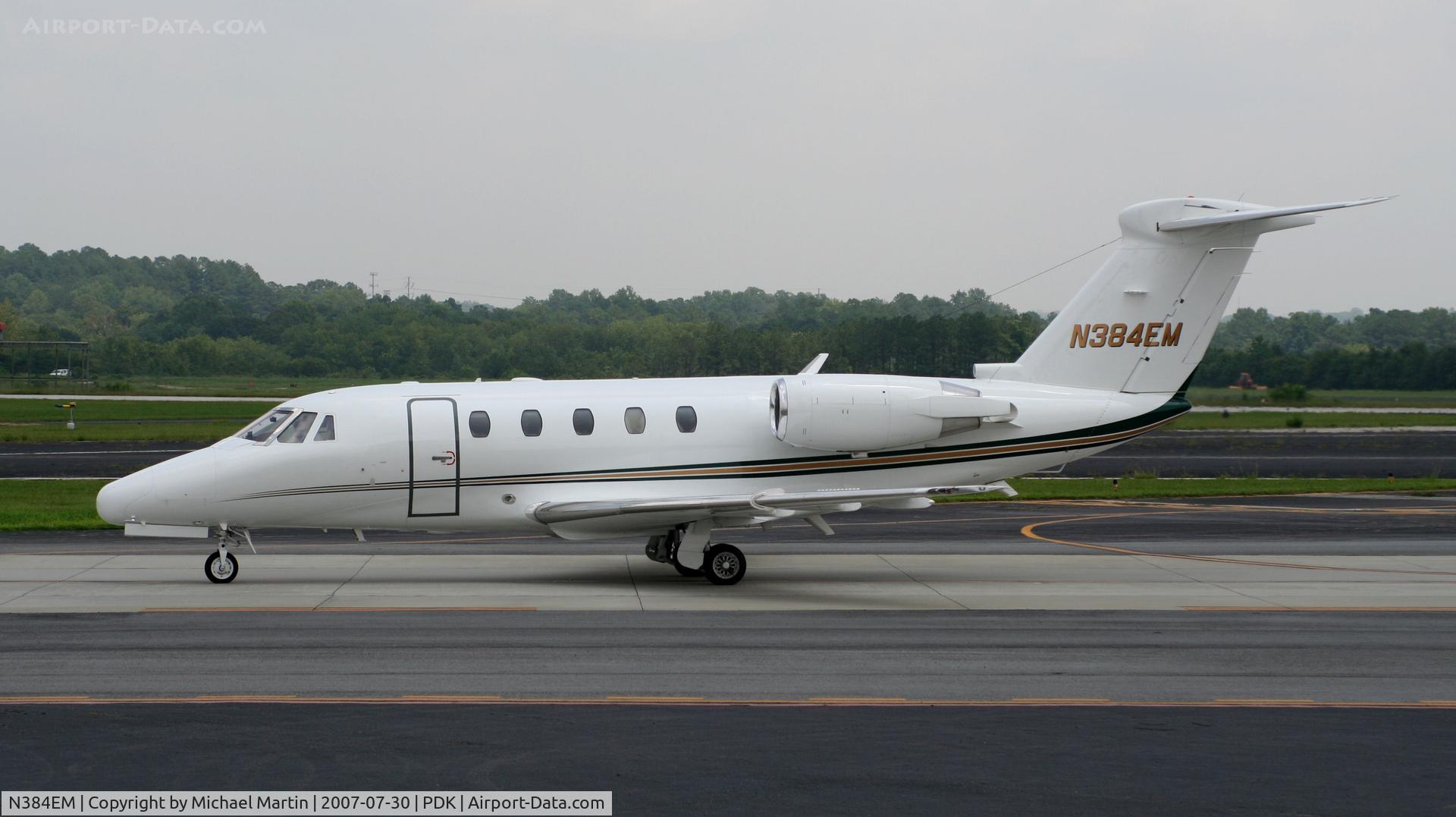 N384EM, 1987 Cessna 650 Citation III C/N 650-0144, Taxing to Epps Air Service