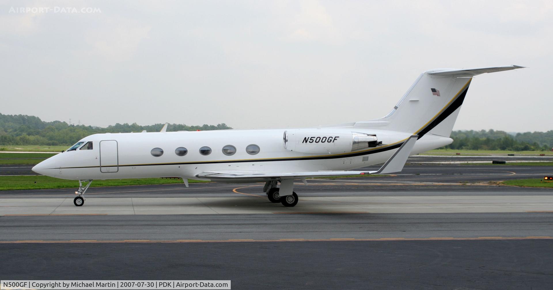 N500GF, 1986 Gulfstream Aerospace G-1159A Gulfstream III C/N 488, Taxing back from flight