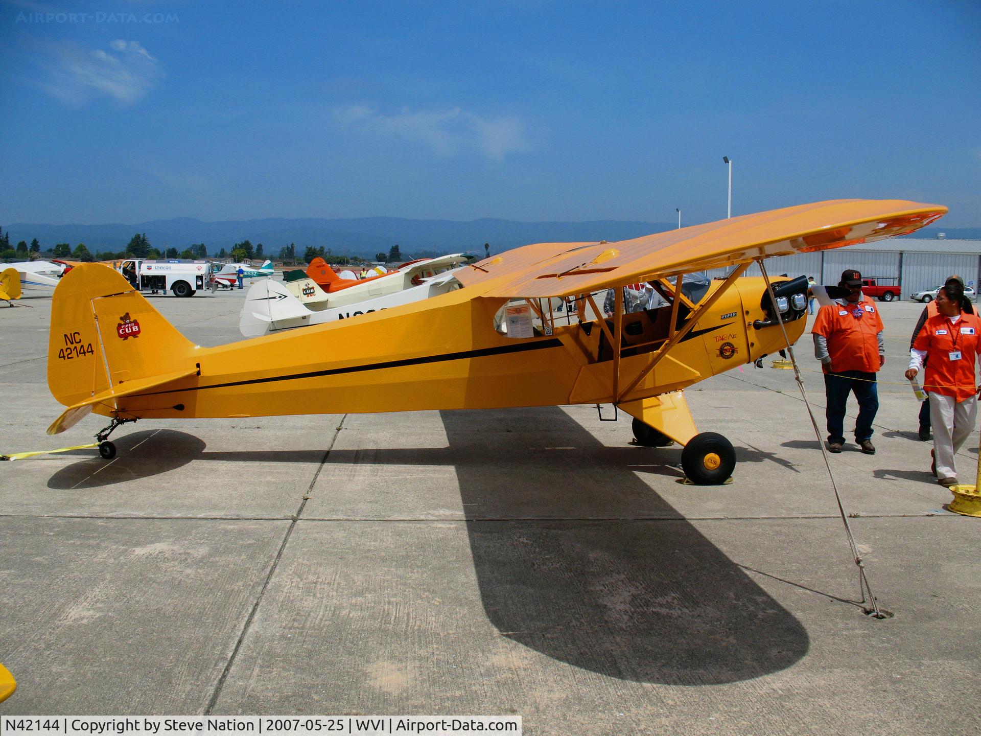 N42144, 1947 Piper J3C-65 Cub Cub C/N 14373, 1947 Piper J3C-65 painted as 