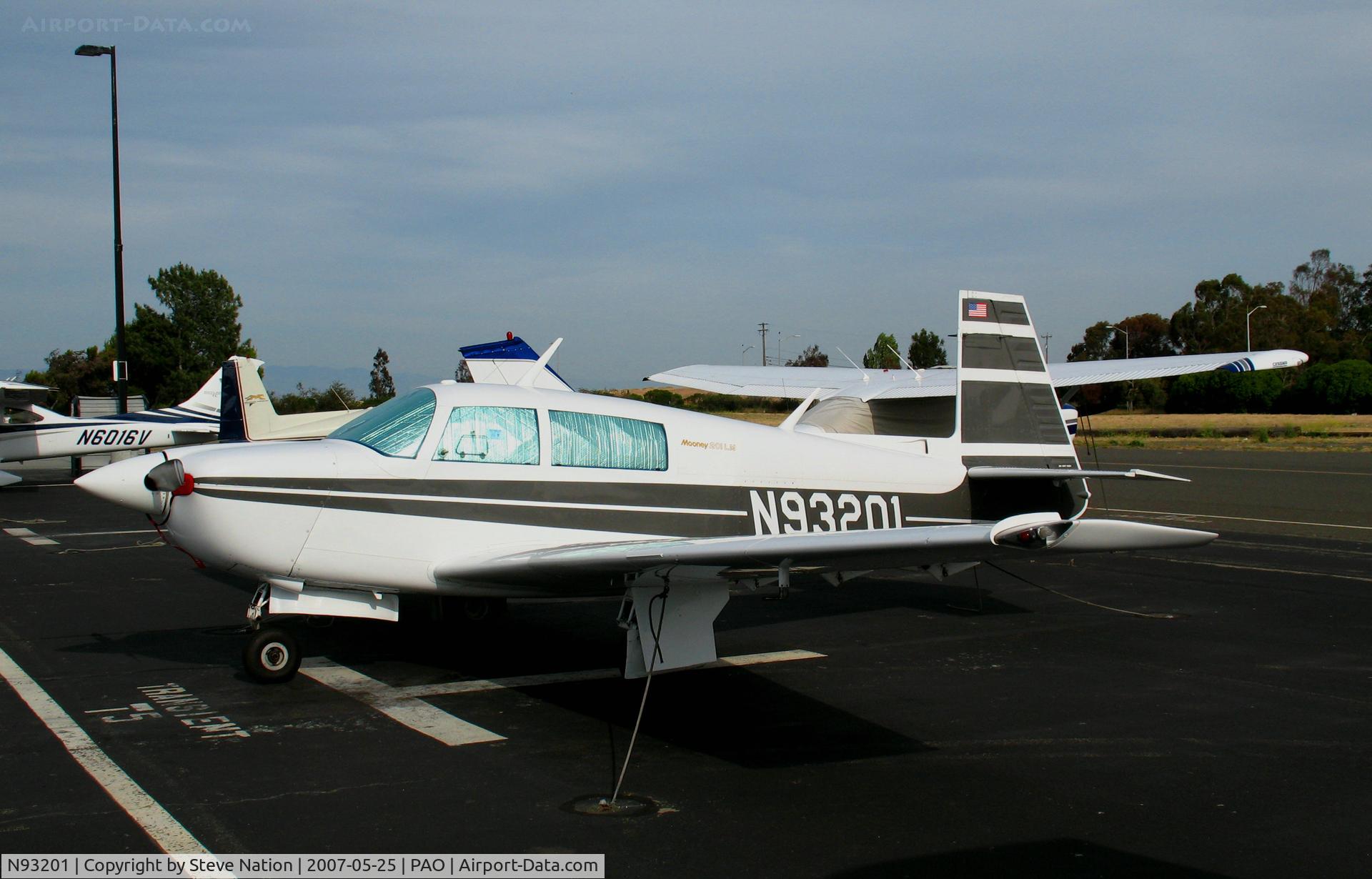 N93201, 1987 Mooney M20J 201 C/N 24-1618, 1987 Mooney M20J visiting from San Diego @ Palo Alto, CA