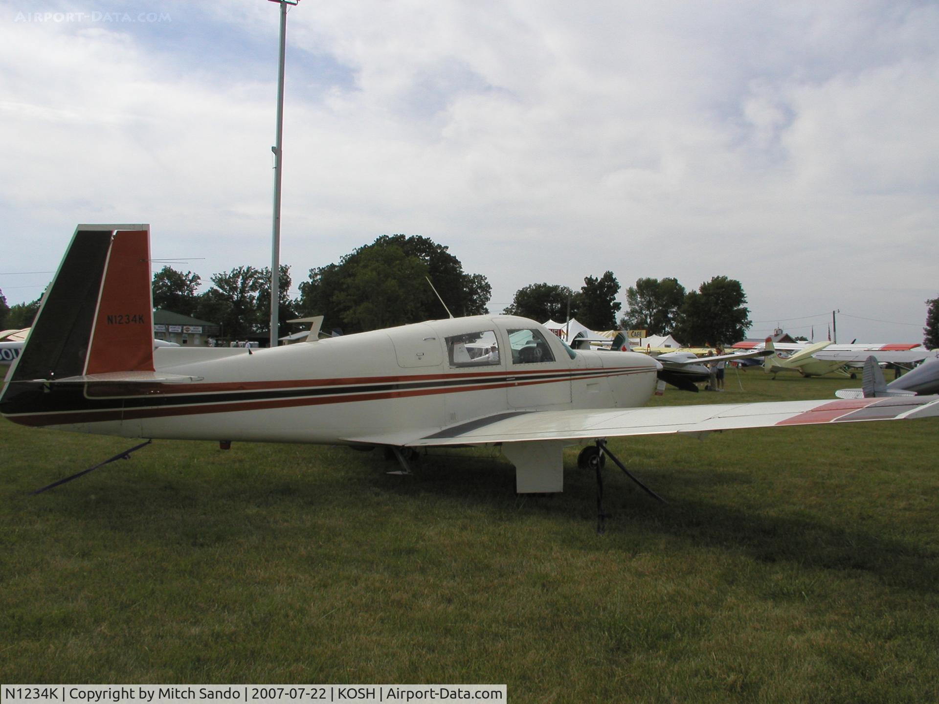 N1234K, 1966 Mooney M20E C/N 995, EAA AirVenture 2007.