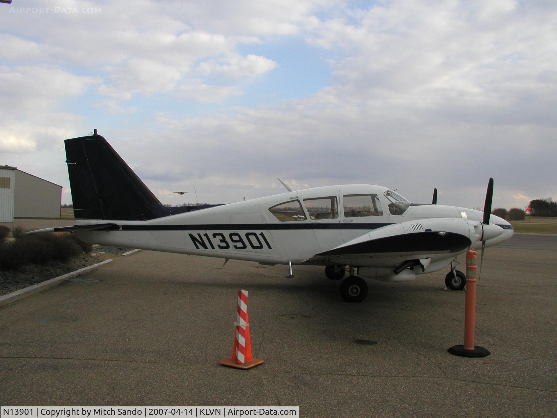 N13901, 1970 Piper PA-23-250 Aztec C/N 27-4533, Piper Aztec parked on the ramp at Airlake.