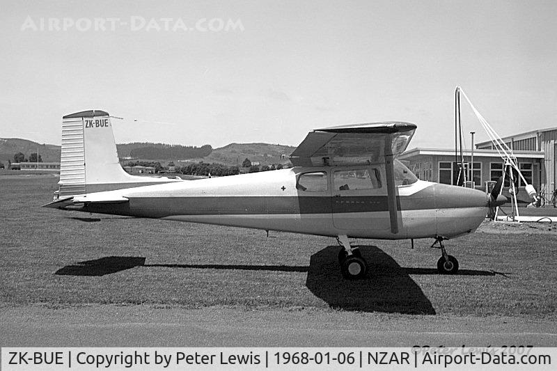 ZK-BUE, Cessna 172 C/N 29882, early model 172