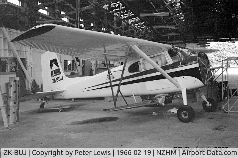 ZK-BUJ, Cessna 180A C/N 32950, agricultural aircraft under maintenance