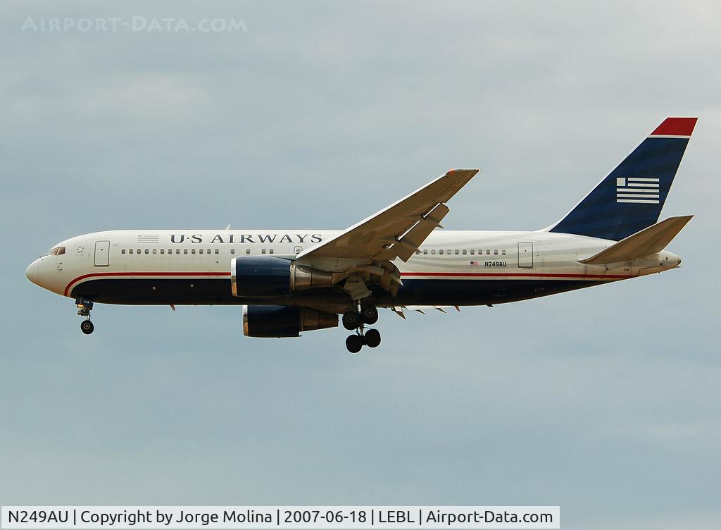 N249AU, 1987 Boeing 767-201 C/N 23901, Clear to land RWY 25R.