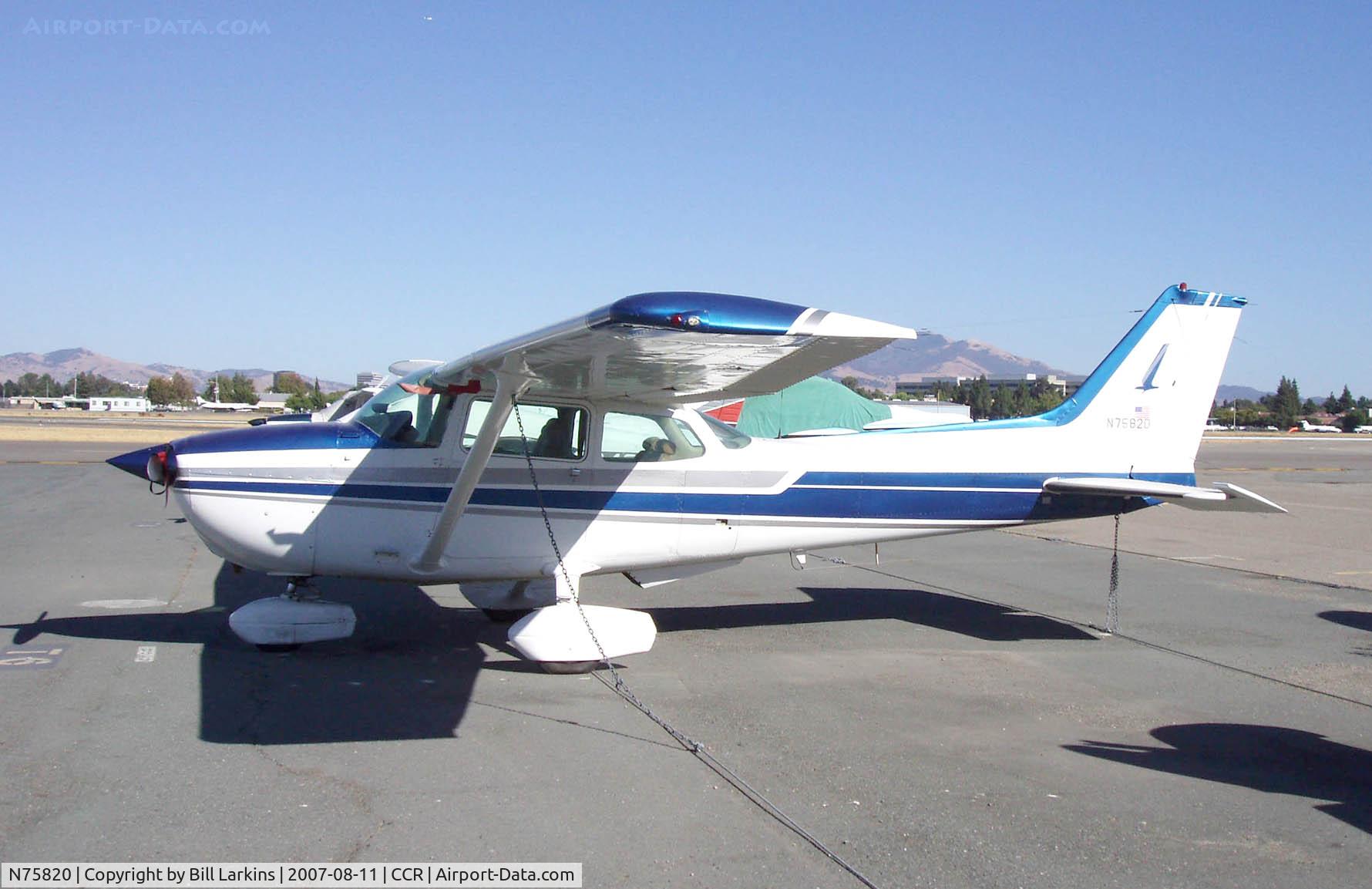 N75820, 1976 Cessna 172N C/N 17267977, Visitor