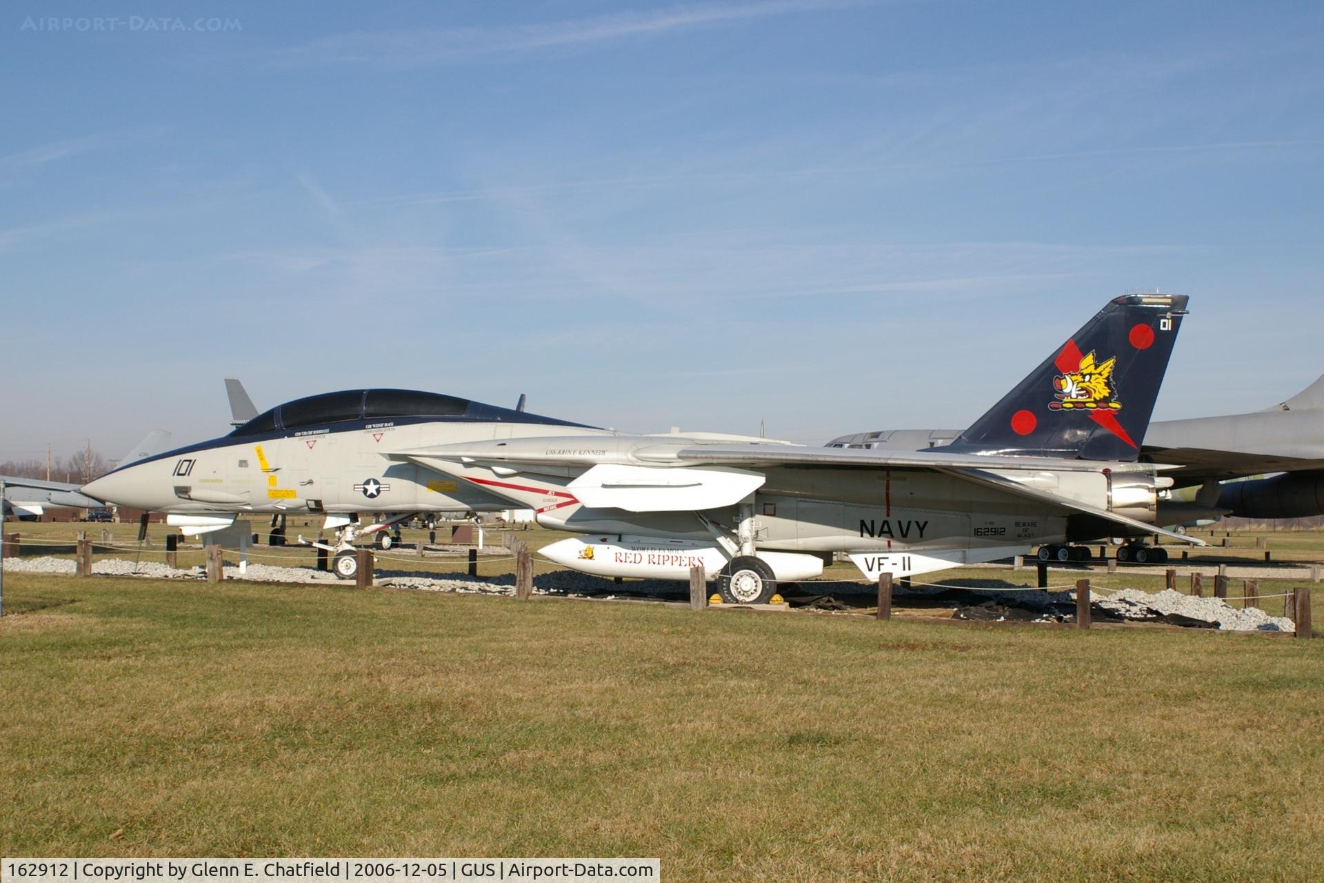 162912, Grumman F-14B Tomcat C/N 560, F-14B at the Grissom AFB Museum